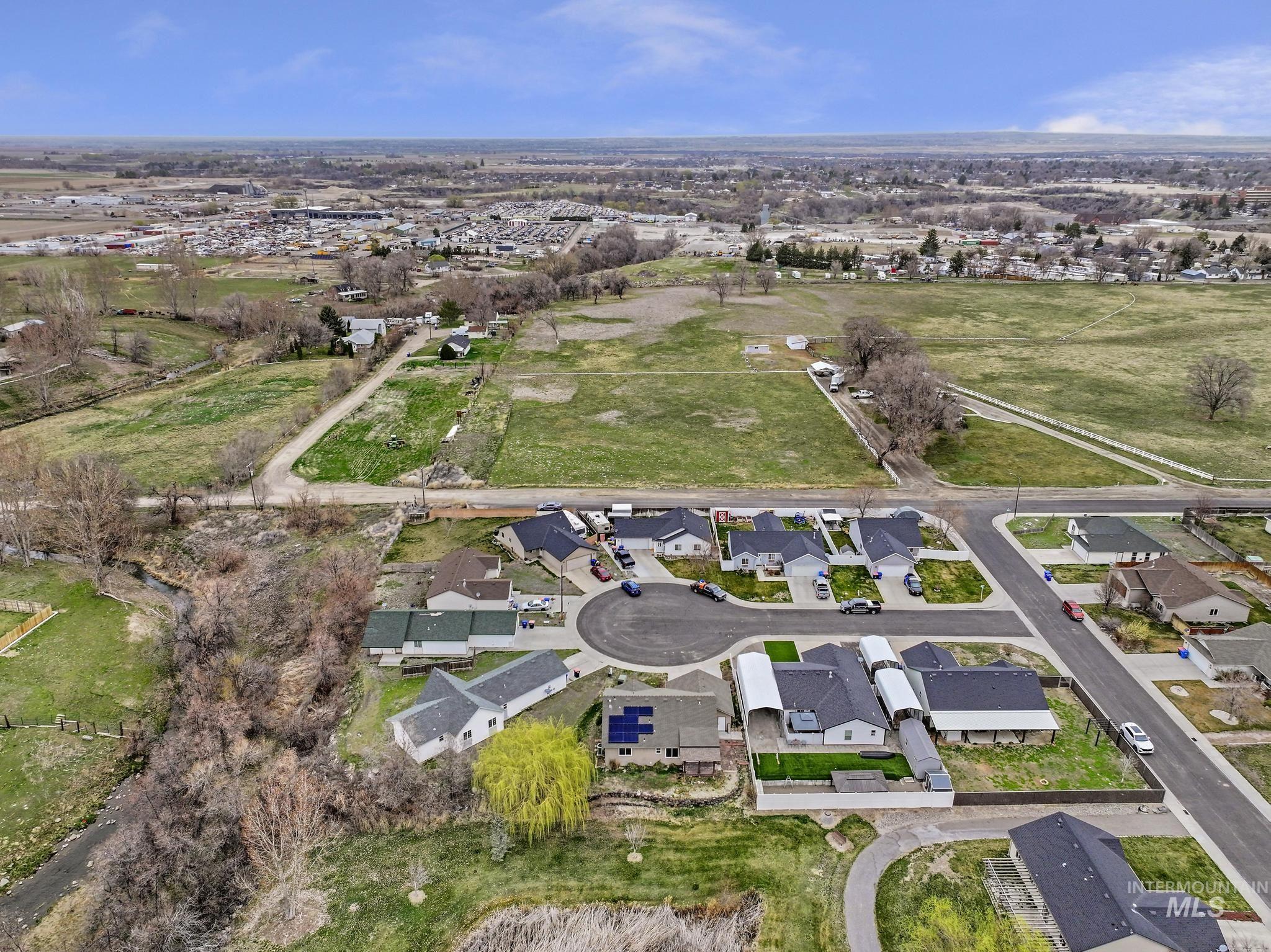 1072 Par Ct Property Photo 32