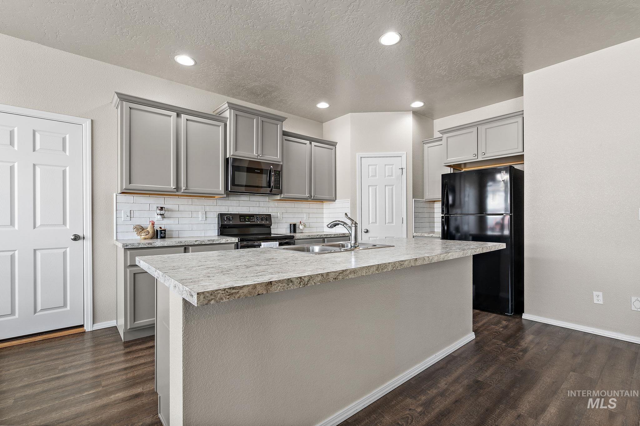 11342 W Platte River St Property Photo 7