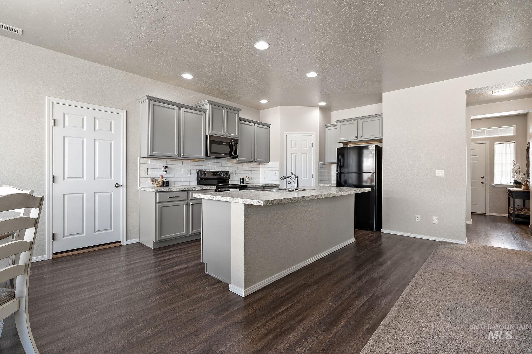 11342 W Platte River St Property Photo 15