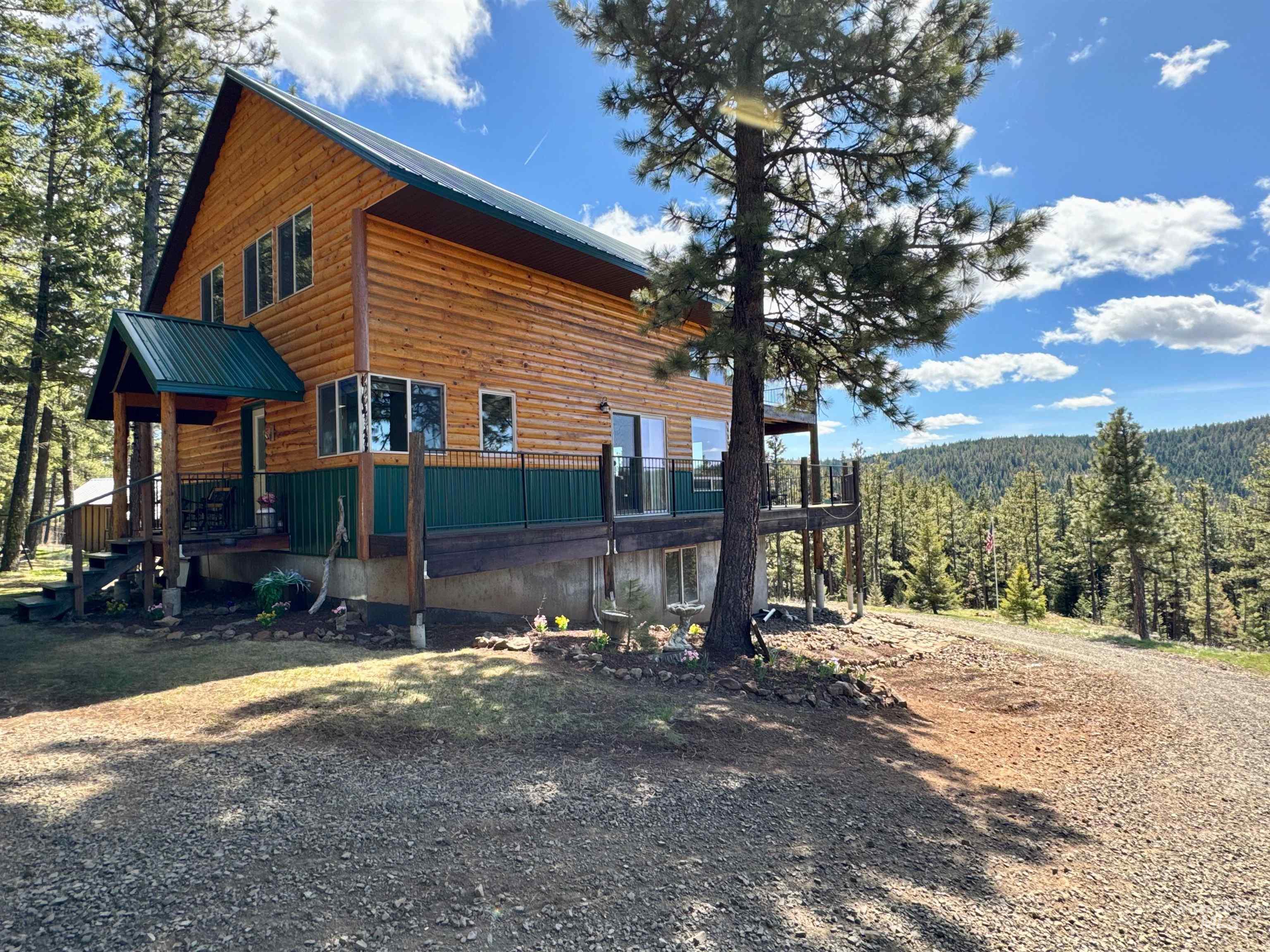 23003 Deer Creek Rd Property Photo 2