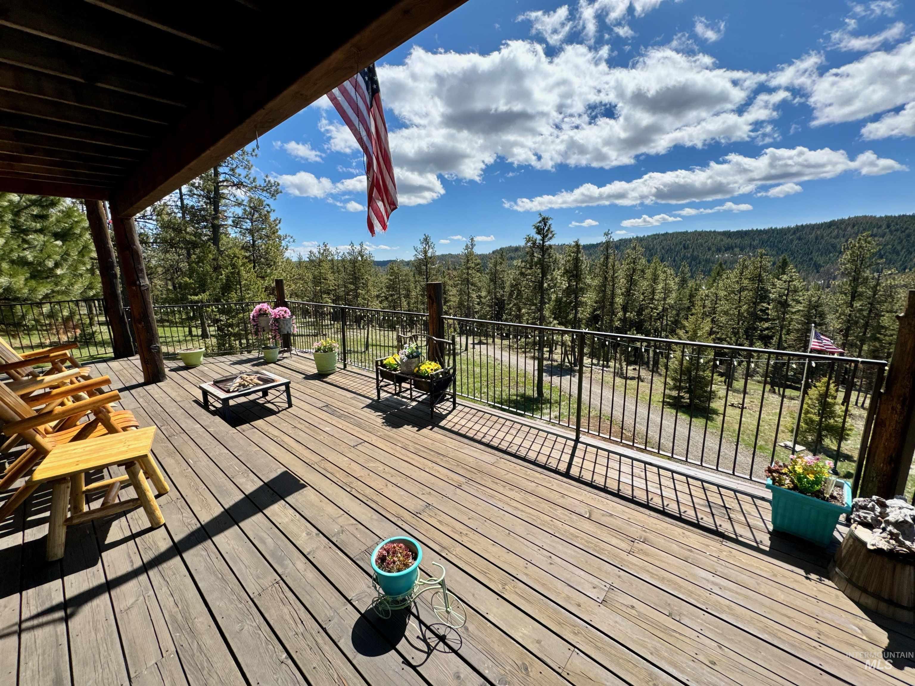 23003 Deer Creek Rd Property Photo 3