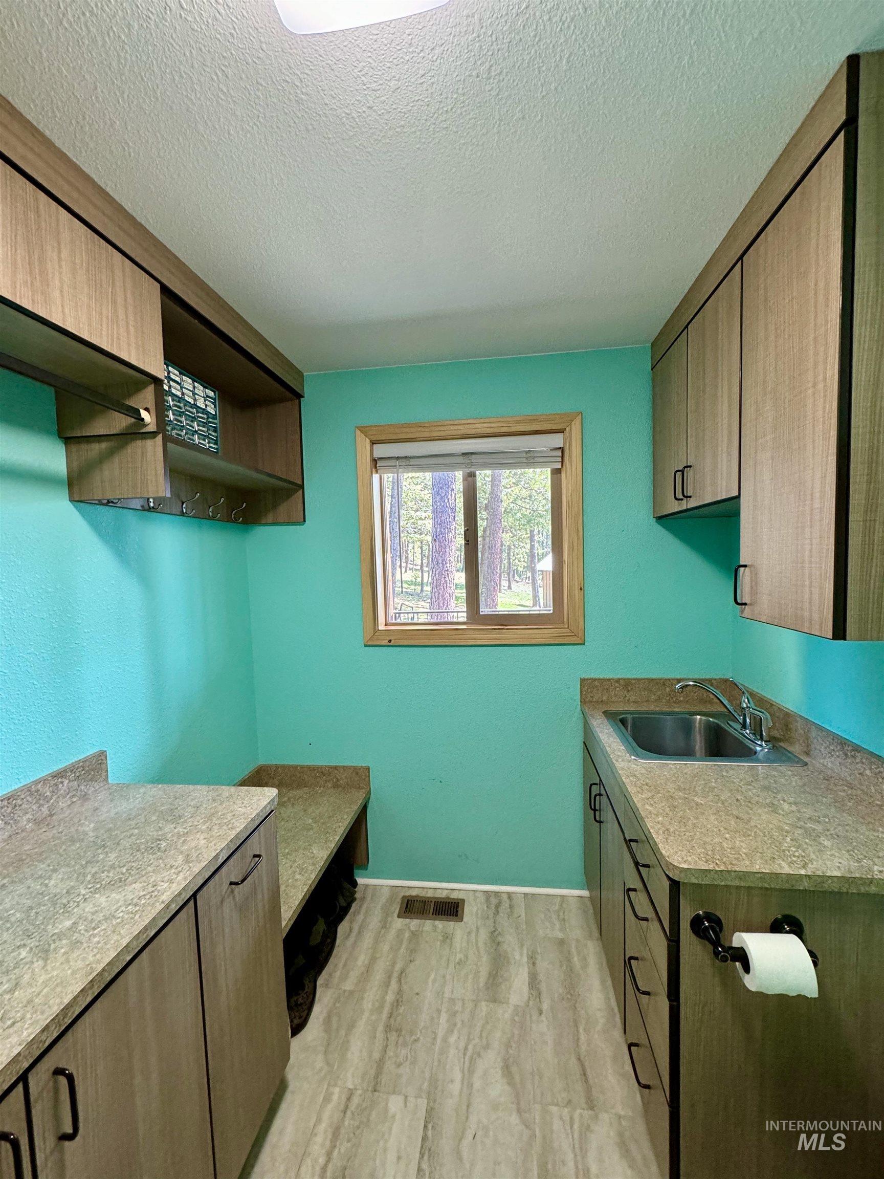 23003 Deer Creek Rd Property Photo 18
