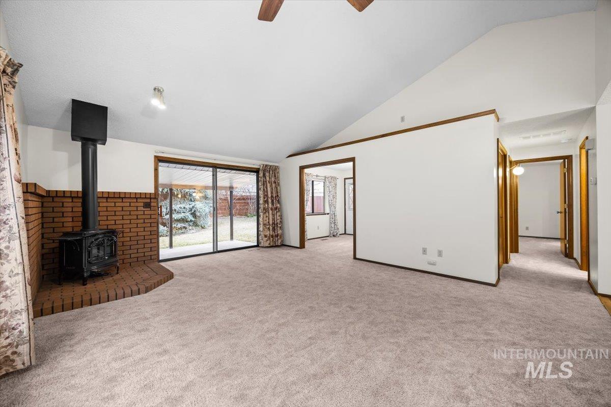 2104 Brookside Dr Property Photo 10