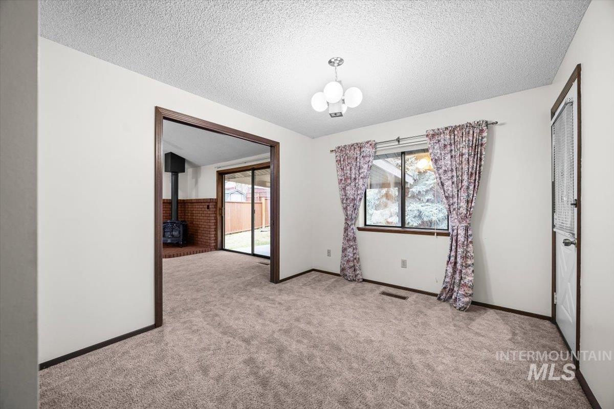 2104 Brookside Dr Property Photo 11