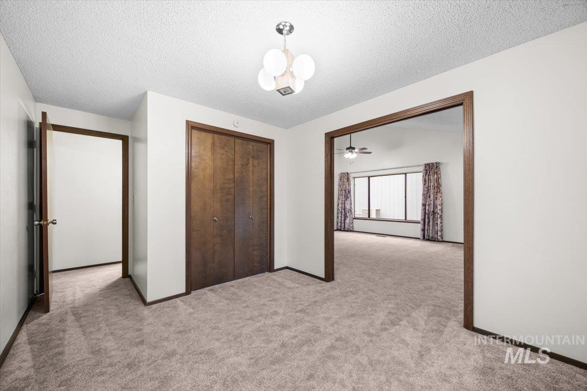 2104 Brookside Dr Property Photo 12