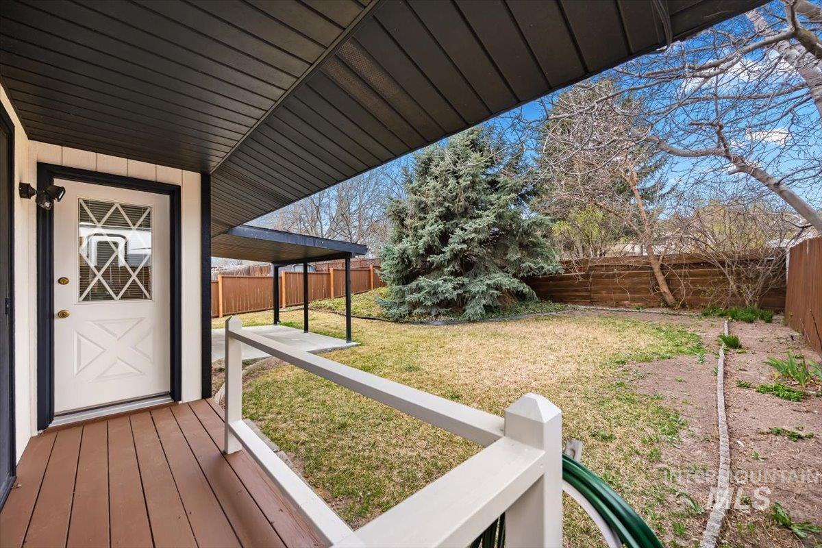 2104 Brookside Dr Property Photo 18