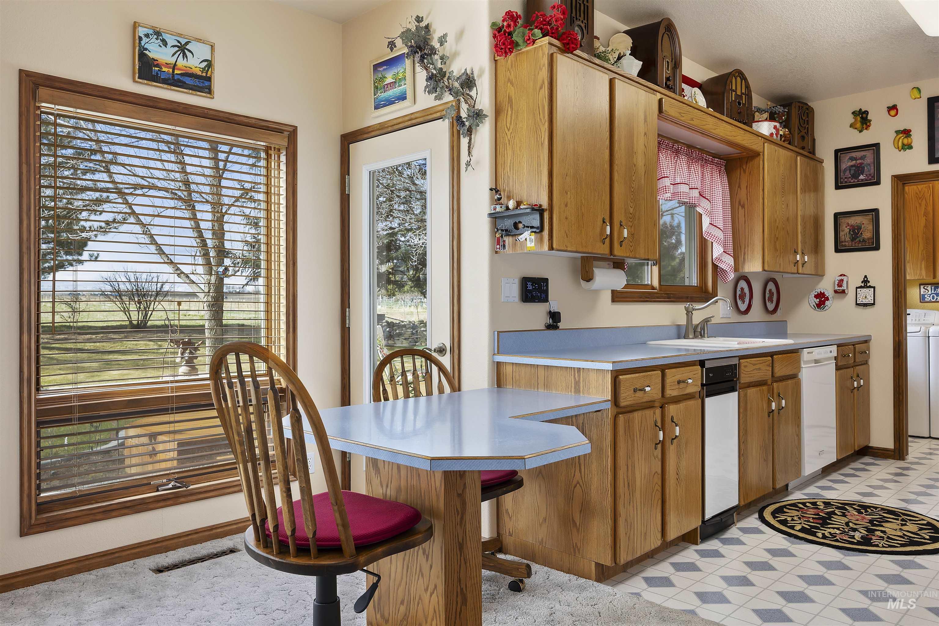 3027 E 3400n Property Photo 14