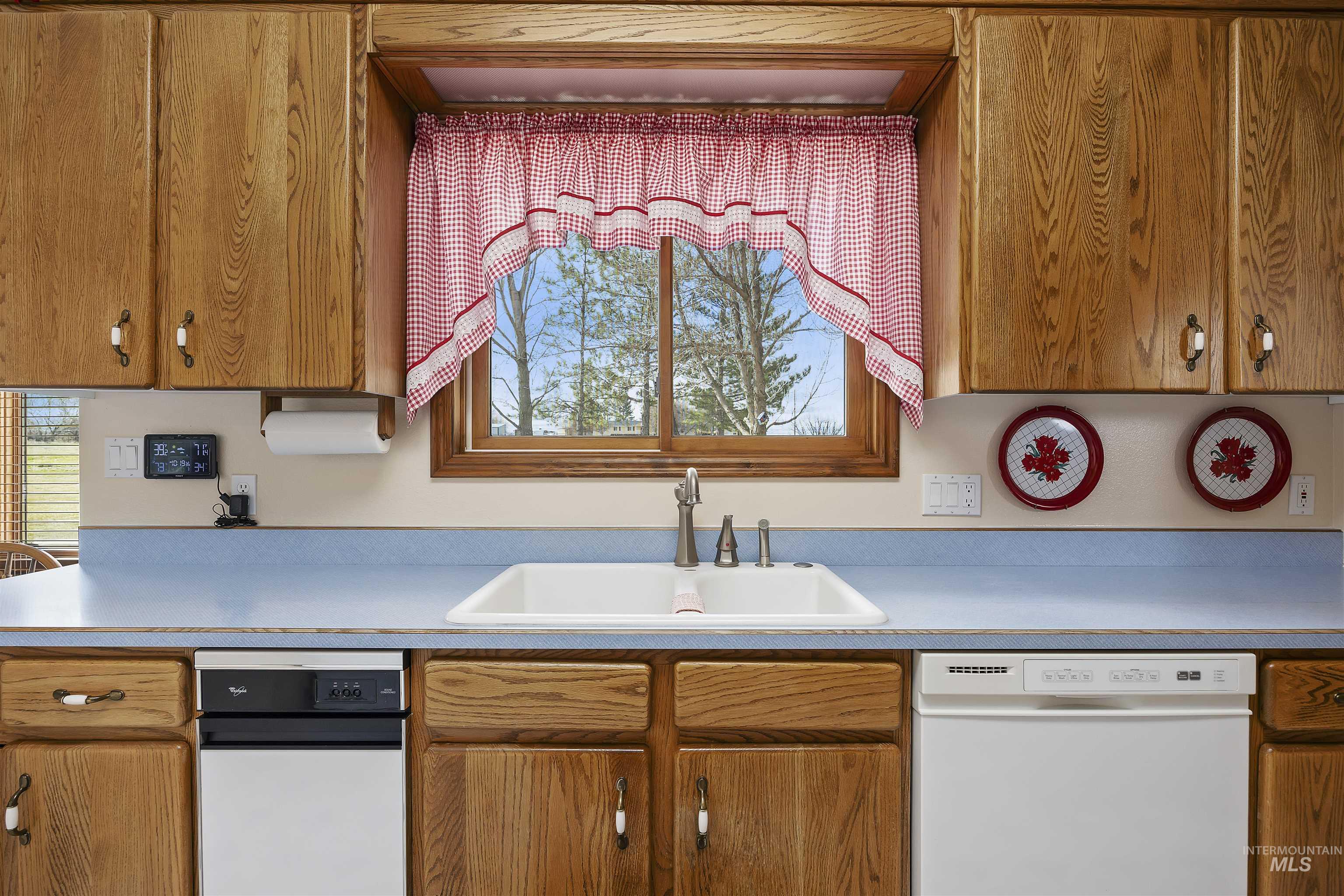 3027 E 3400n Property Photo 15