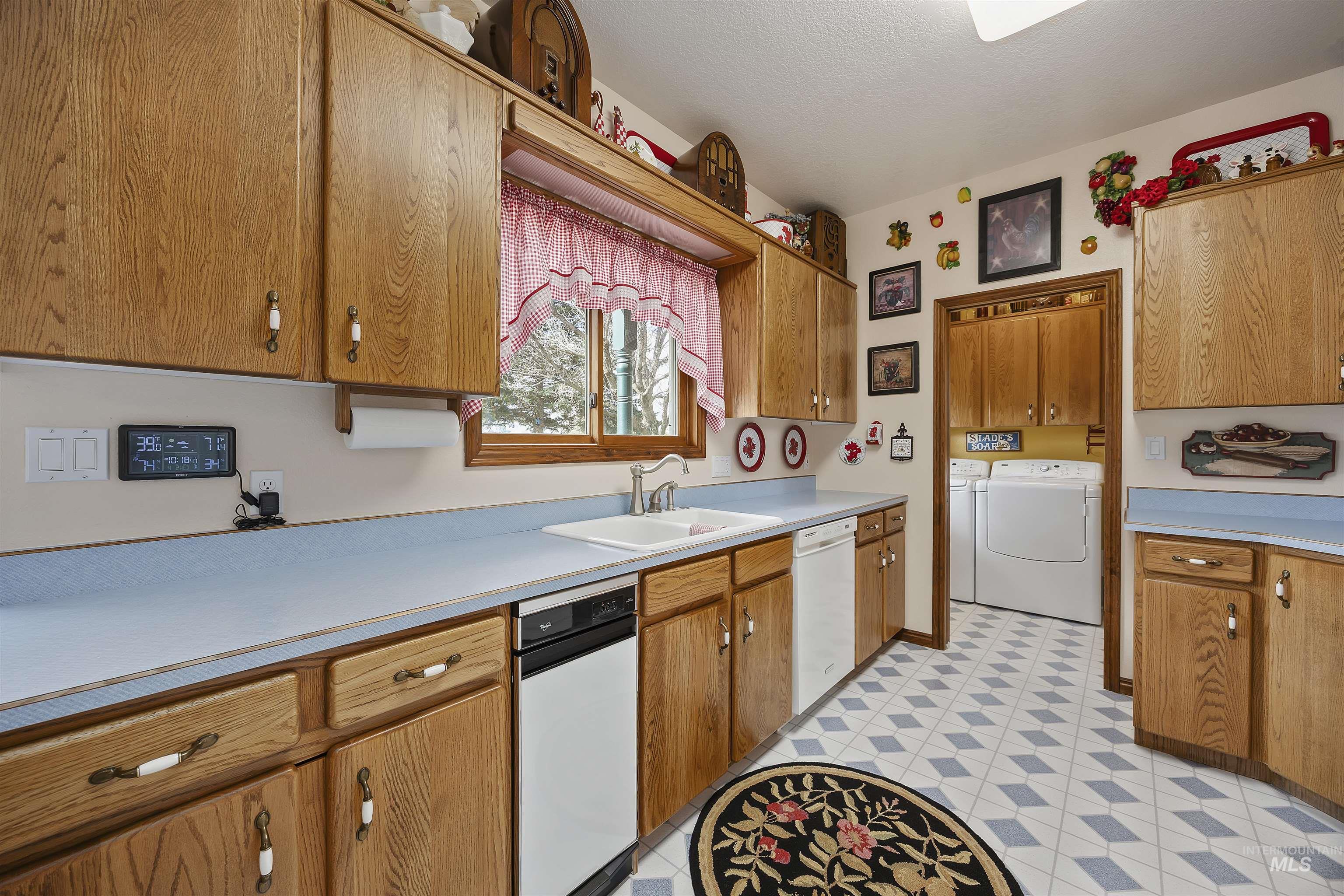 3027 E 3400n Property Photo 16