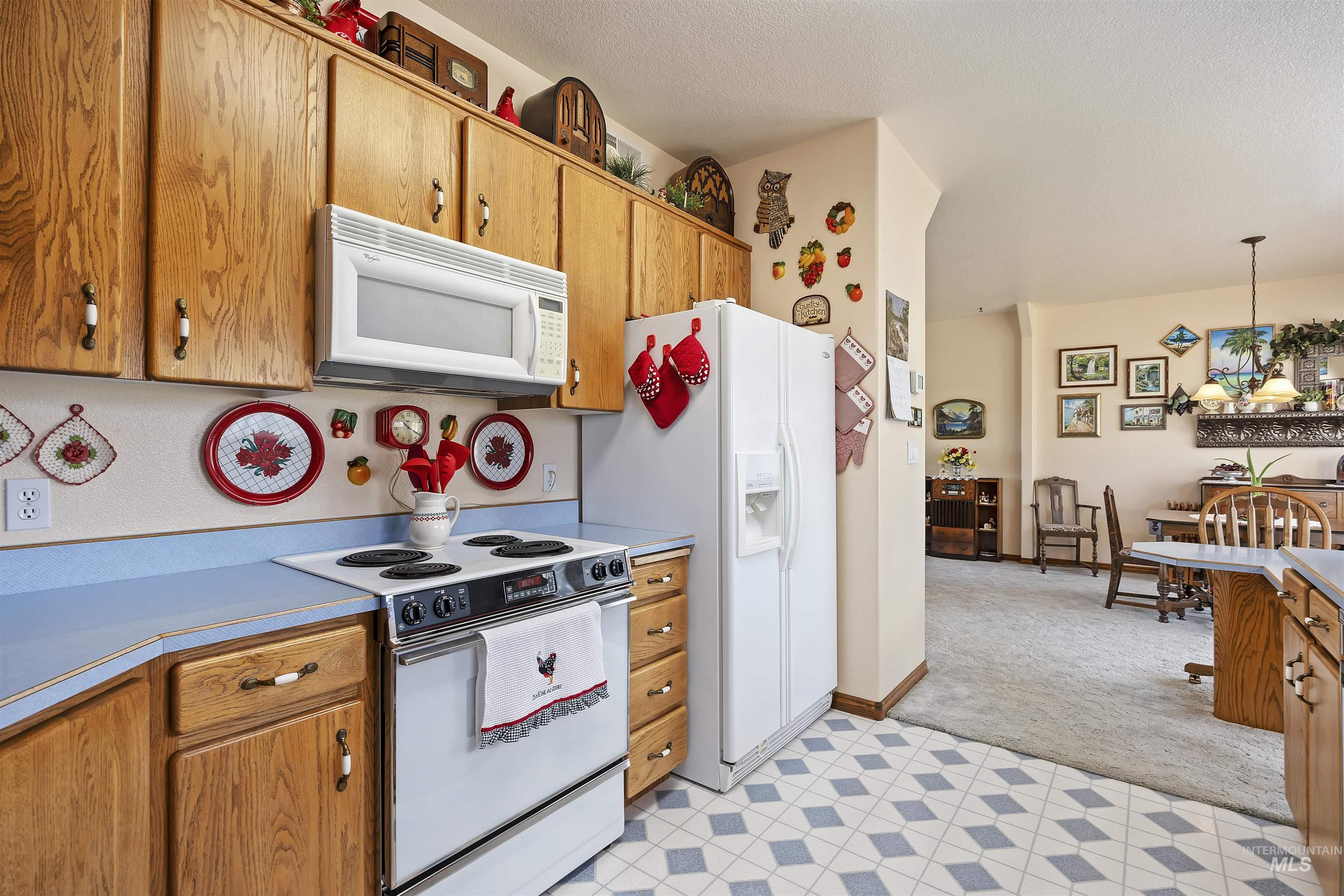 3027 E 3400n Property Photo 18