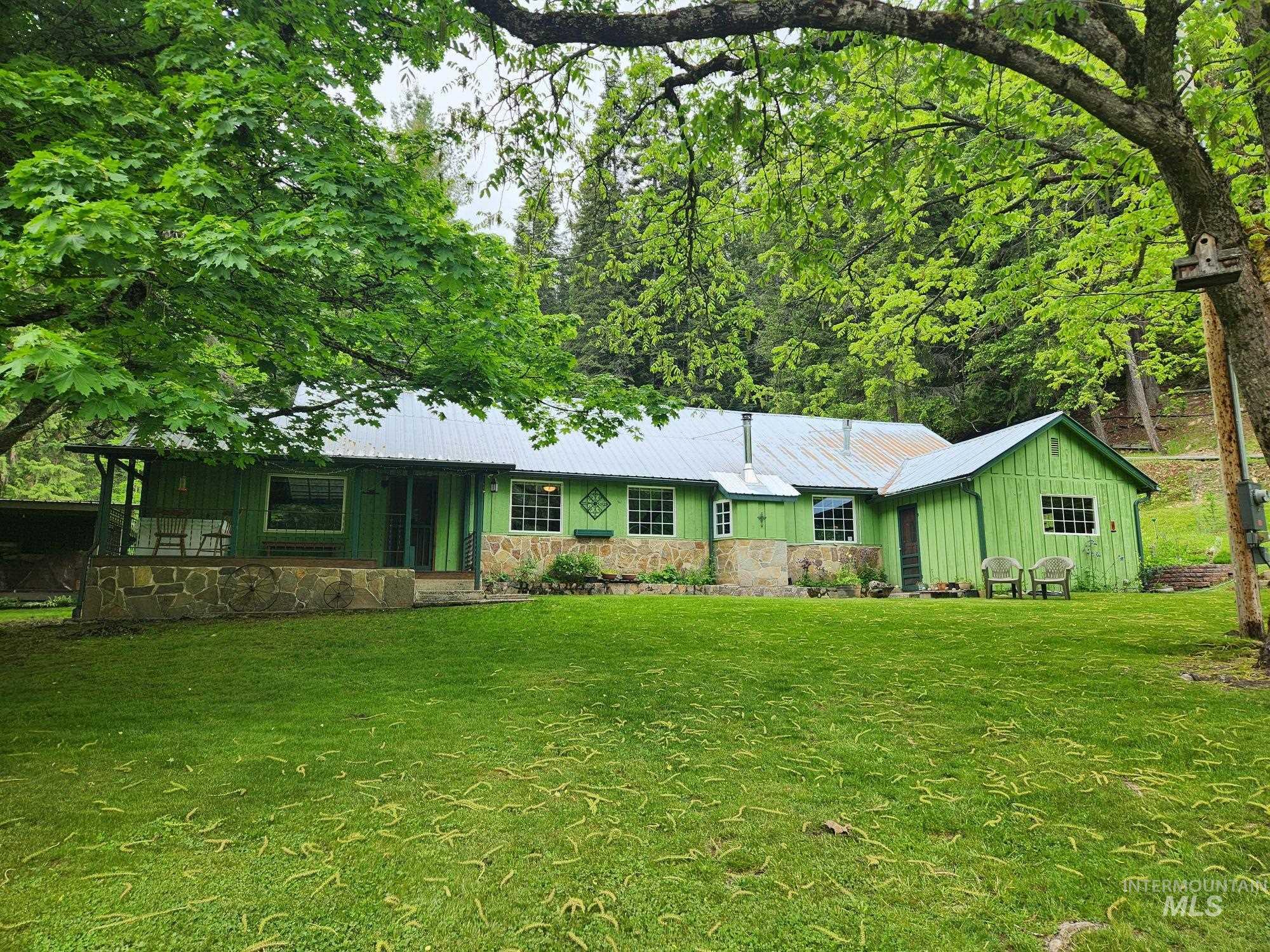 145 Little Smith Creek Rd Property Photo 1