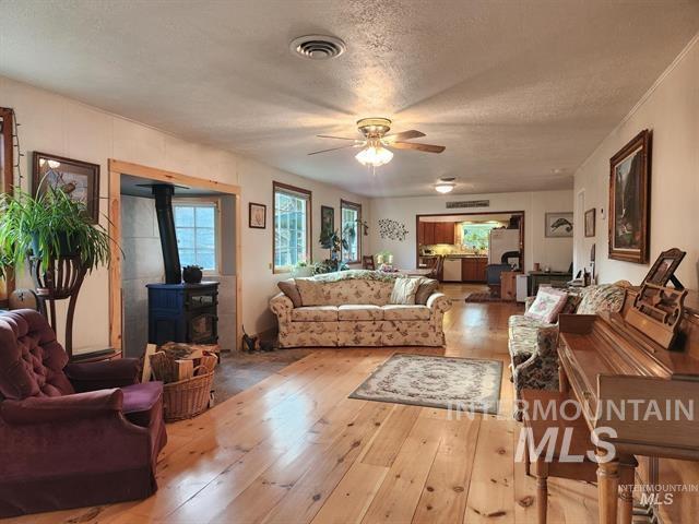145 Little Smith Creek Rd Property Photo 2