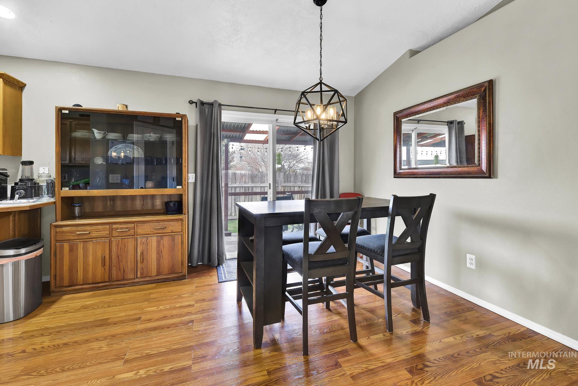 81 S Taylor Street Property Photo 10