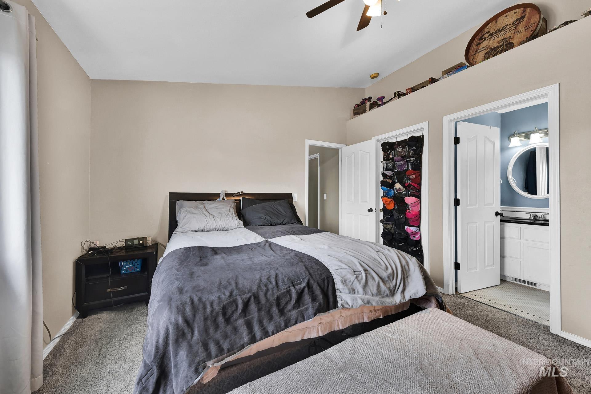 81 S Taylor Street Property Photo 18