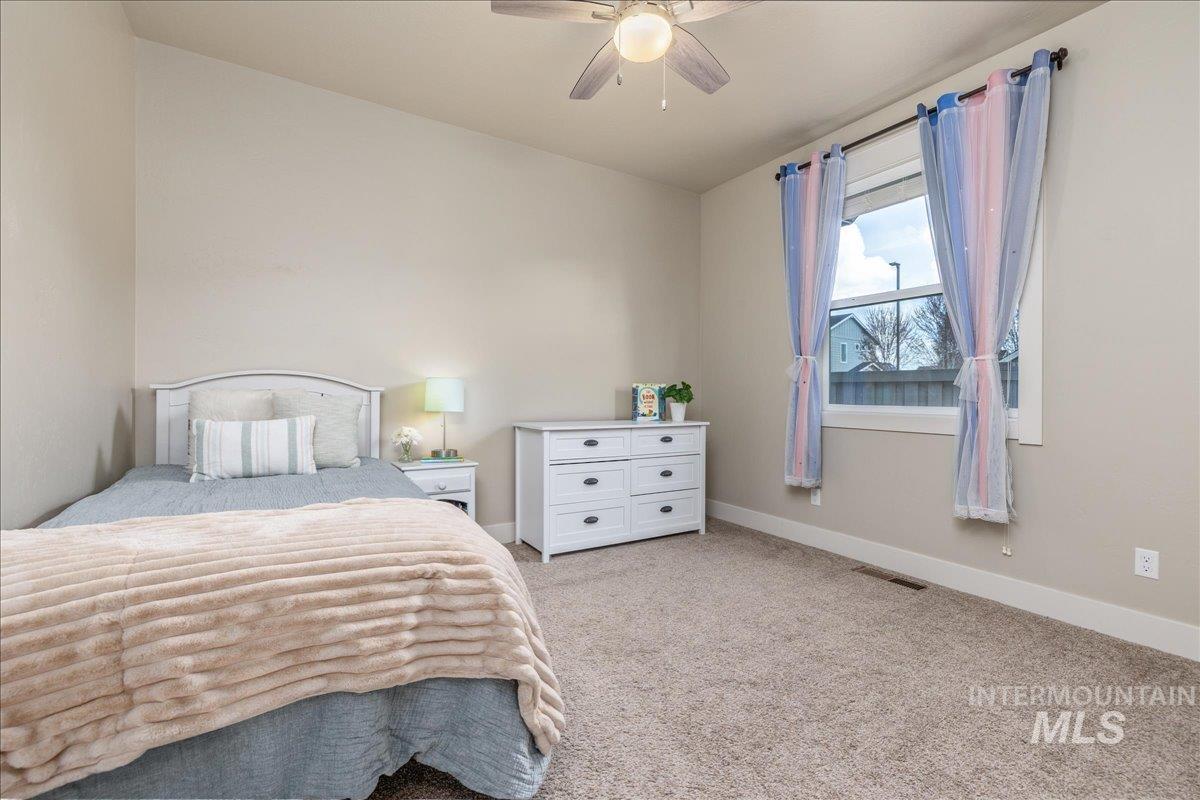 3434 E Murchison St Property Photo 26