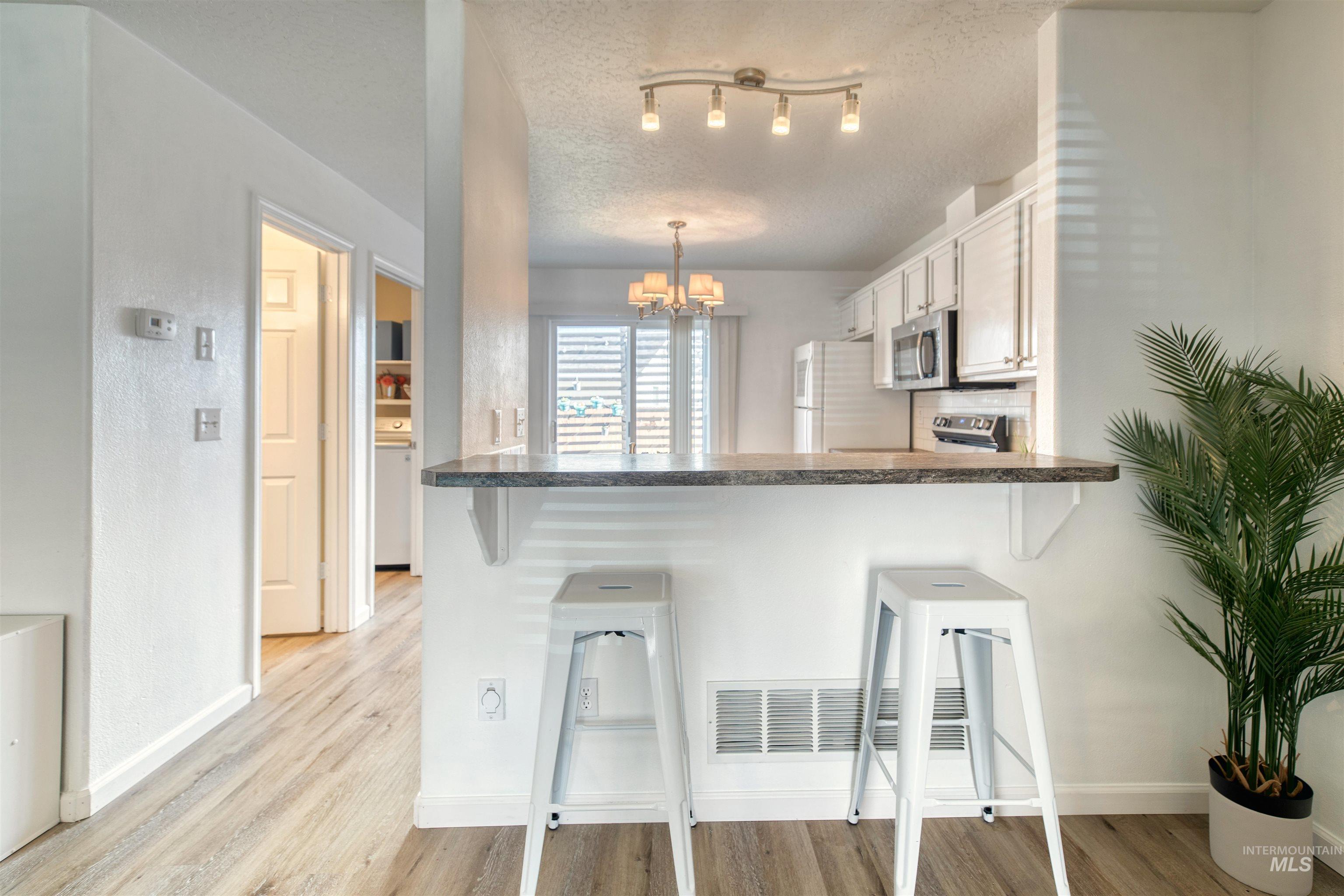 1812 Agate Ct. Property Photo 13