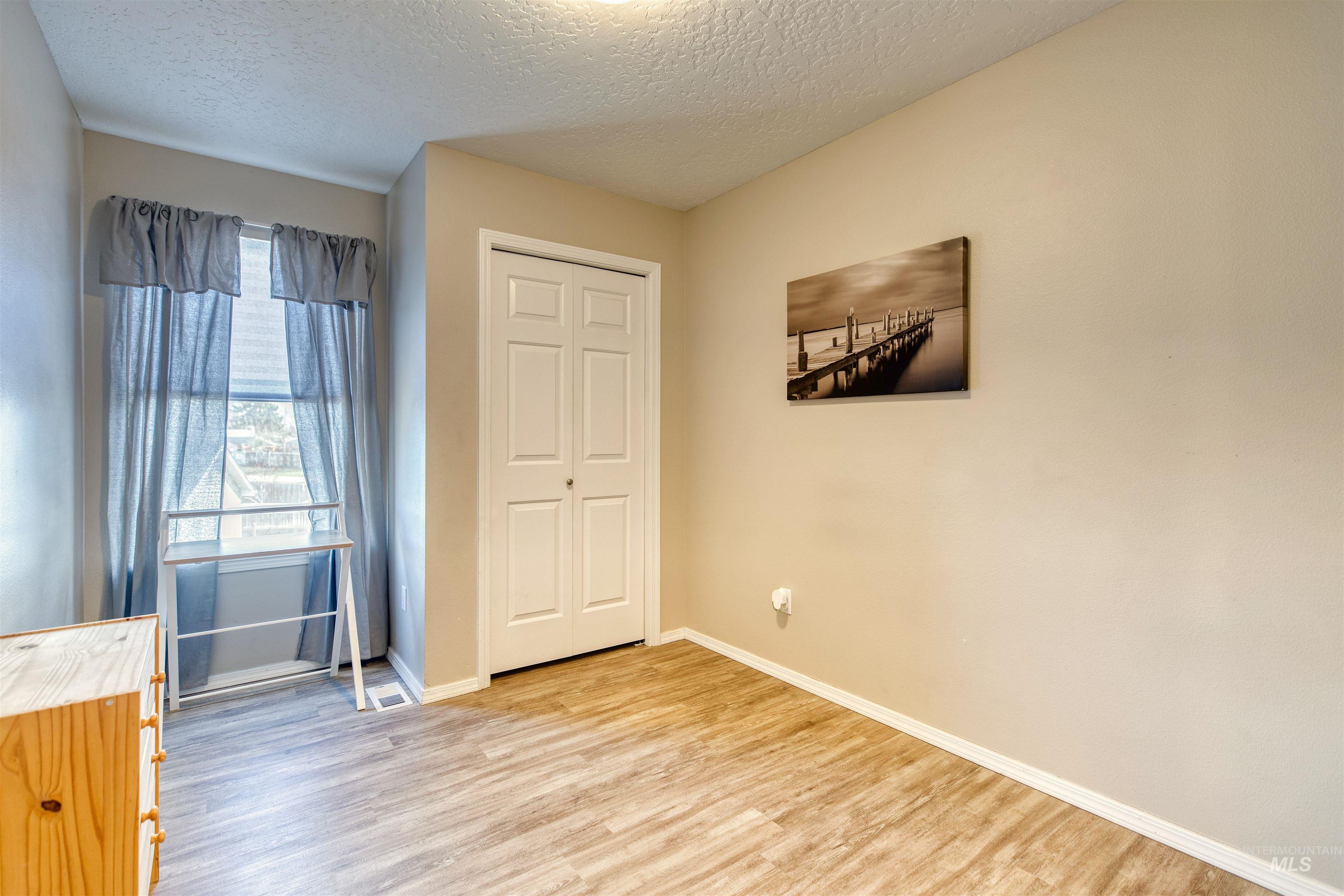 1812 Agate Ct. Property Photo 19