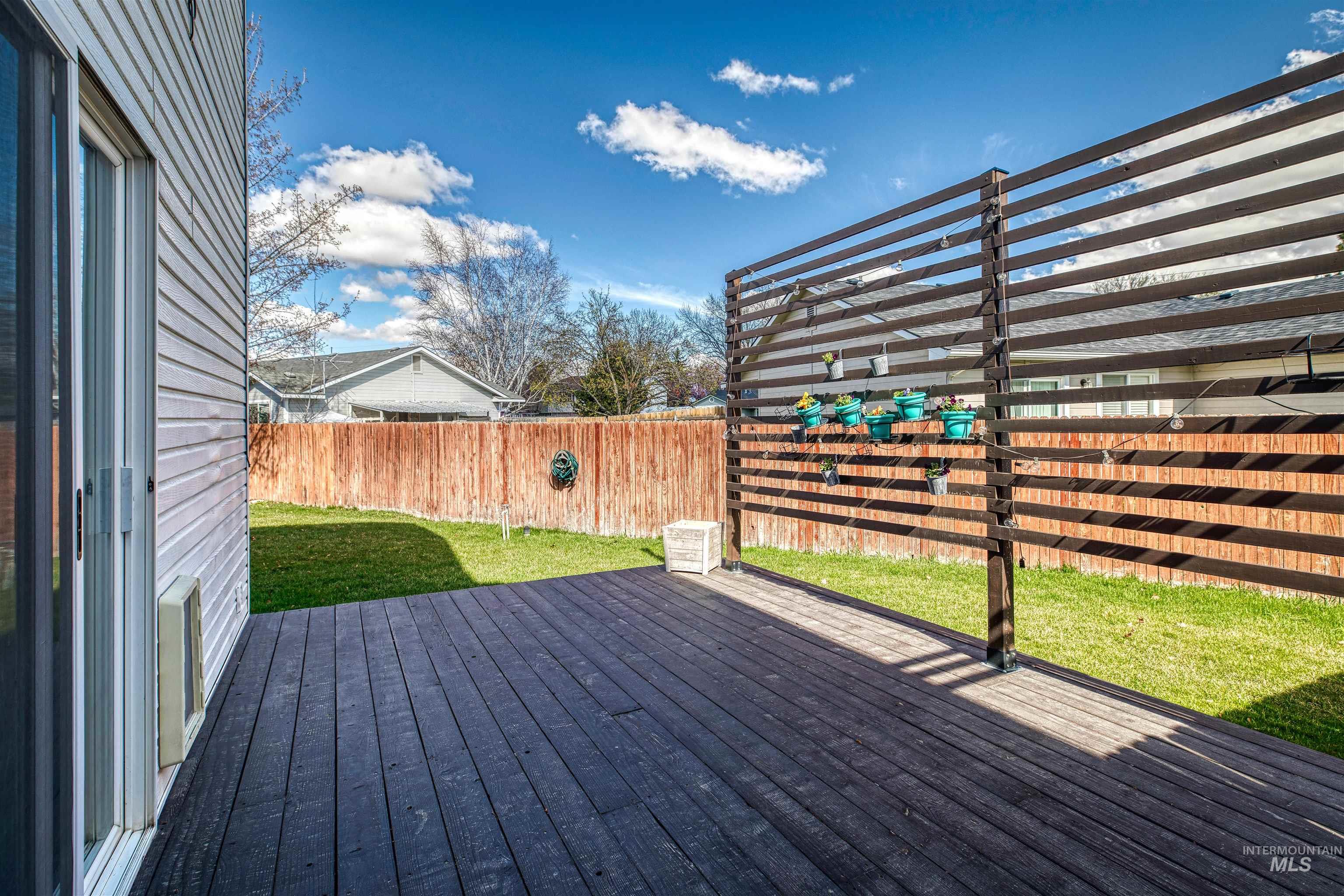 1812 Agate Ct. Property Photo 24