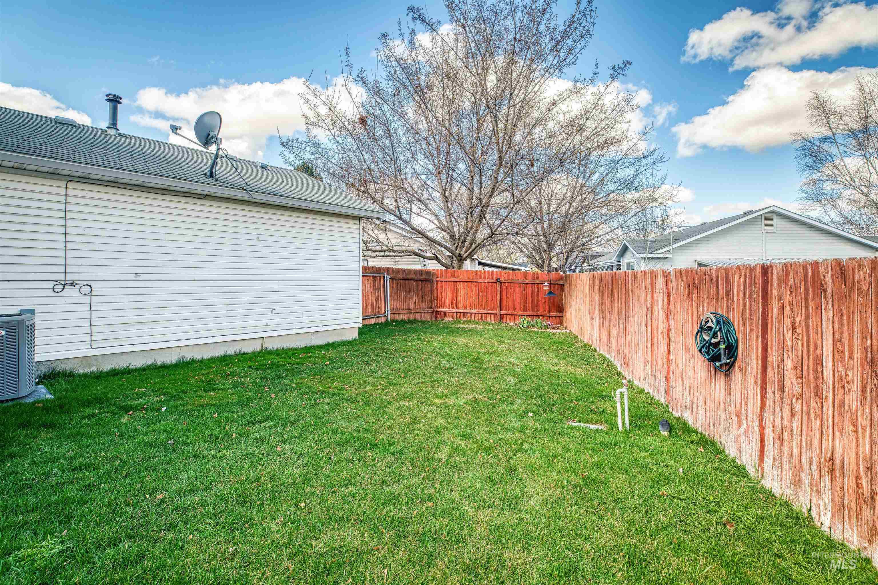 1812 Agate Ct. Property Photo 26