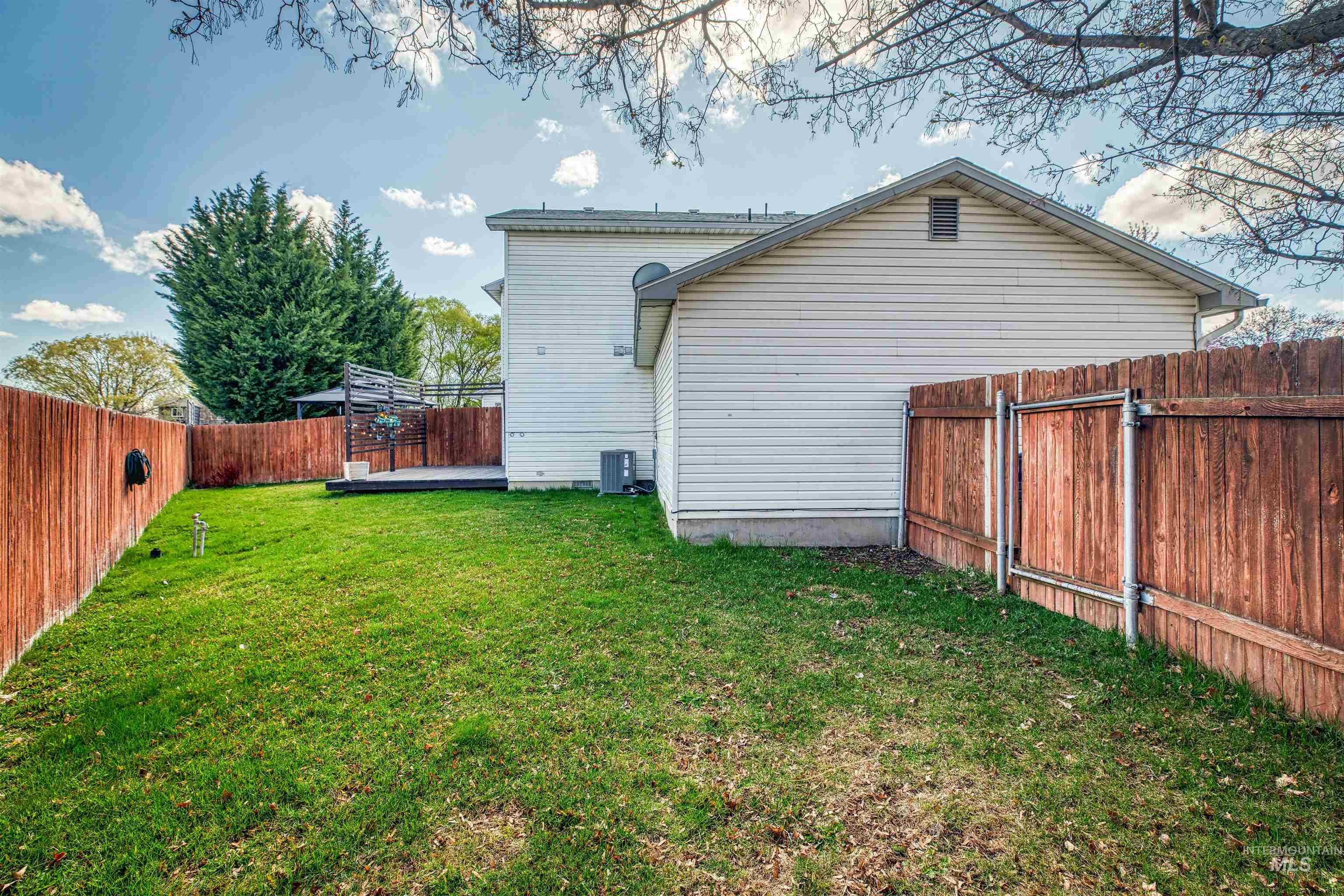1812 Agate Ct. Property Photo 27
