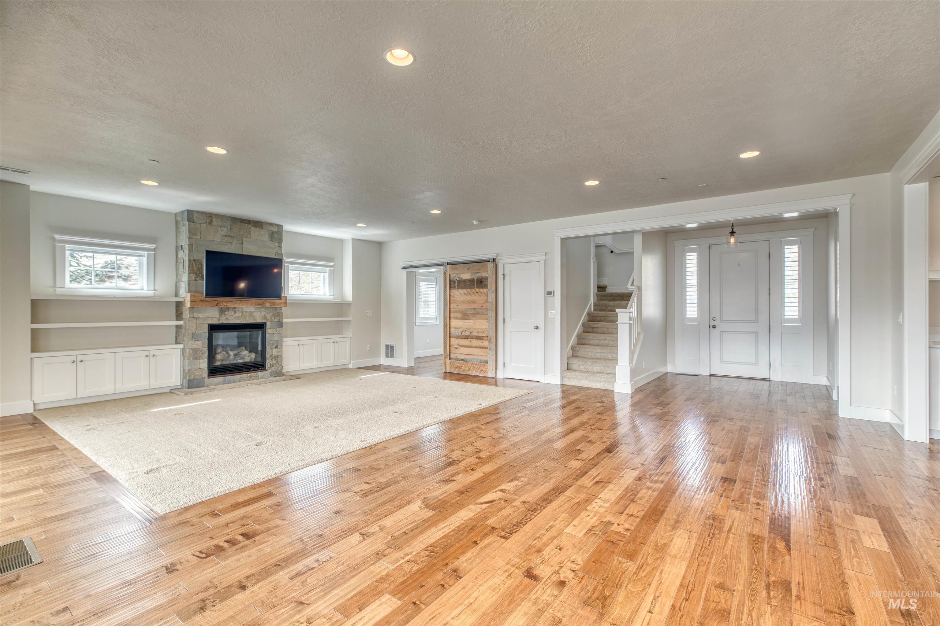 567 W Paso Fino Property Photo 9