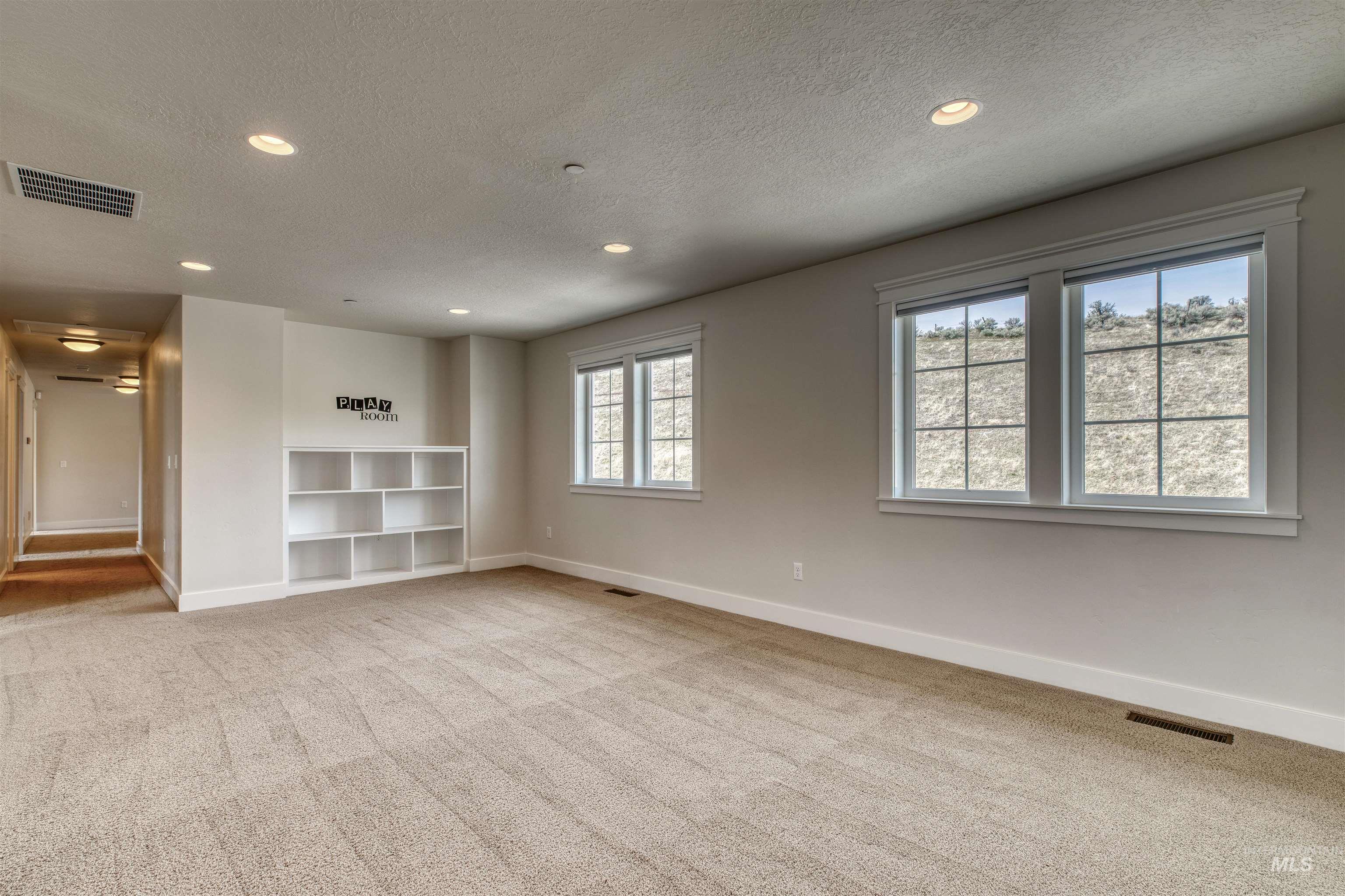 567 W Paso Fino Property Photo 32