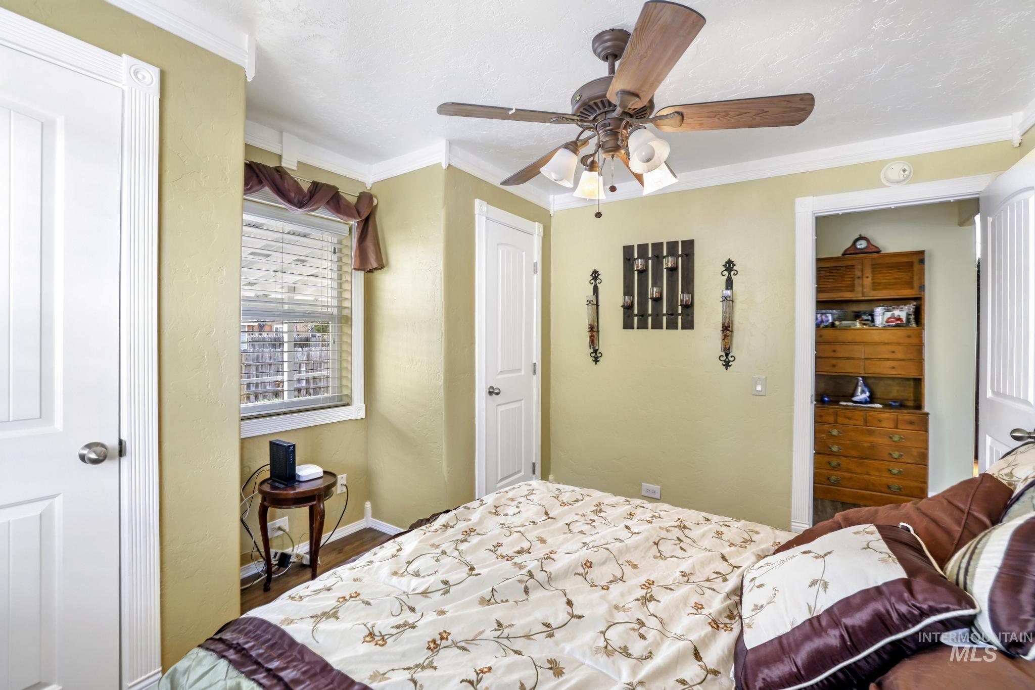 1124 N Fillmore Property Photo 14
