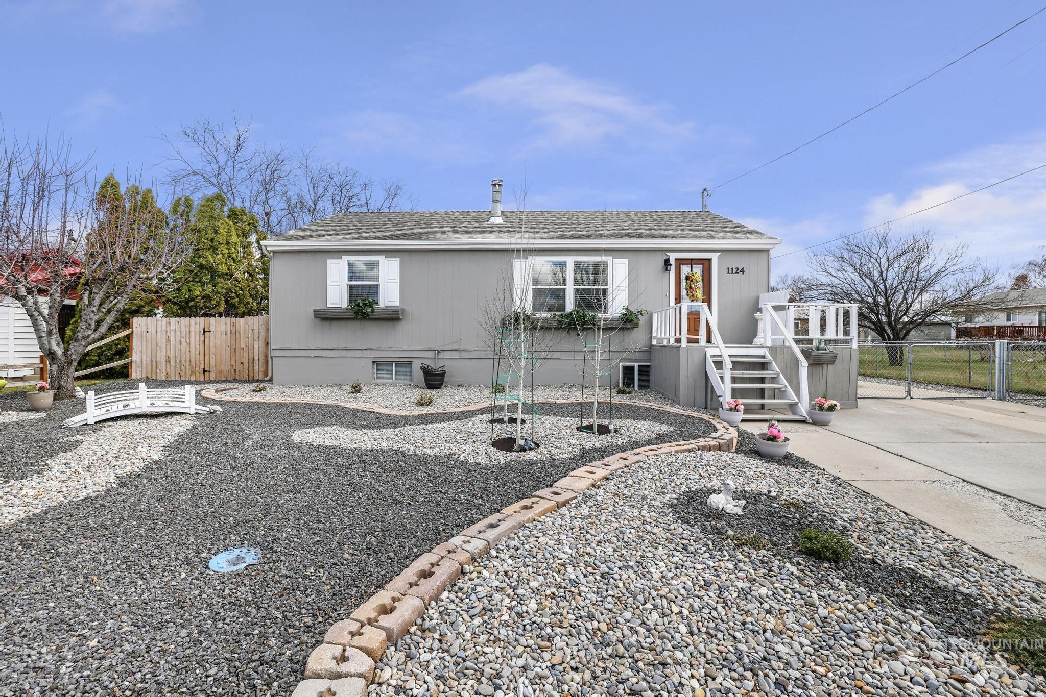 1124 N Fillmore Property Photo 33