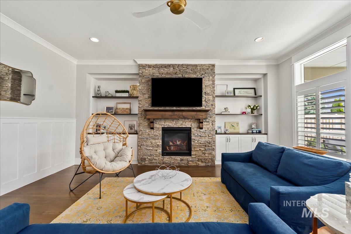 1764 N Racing Water Pl Property Photo 3