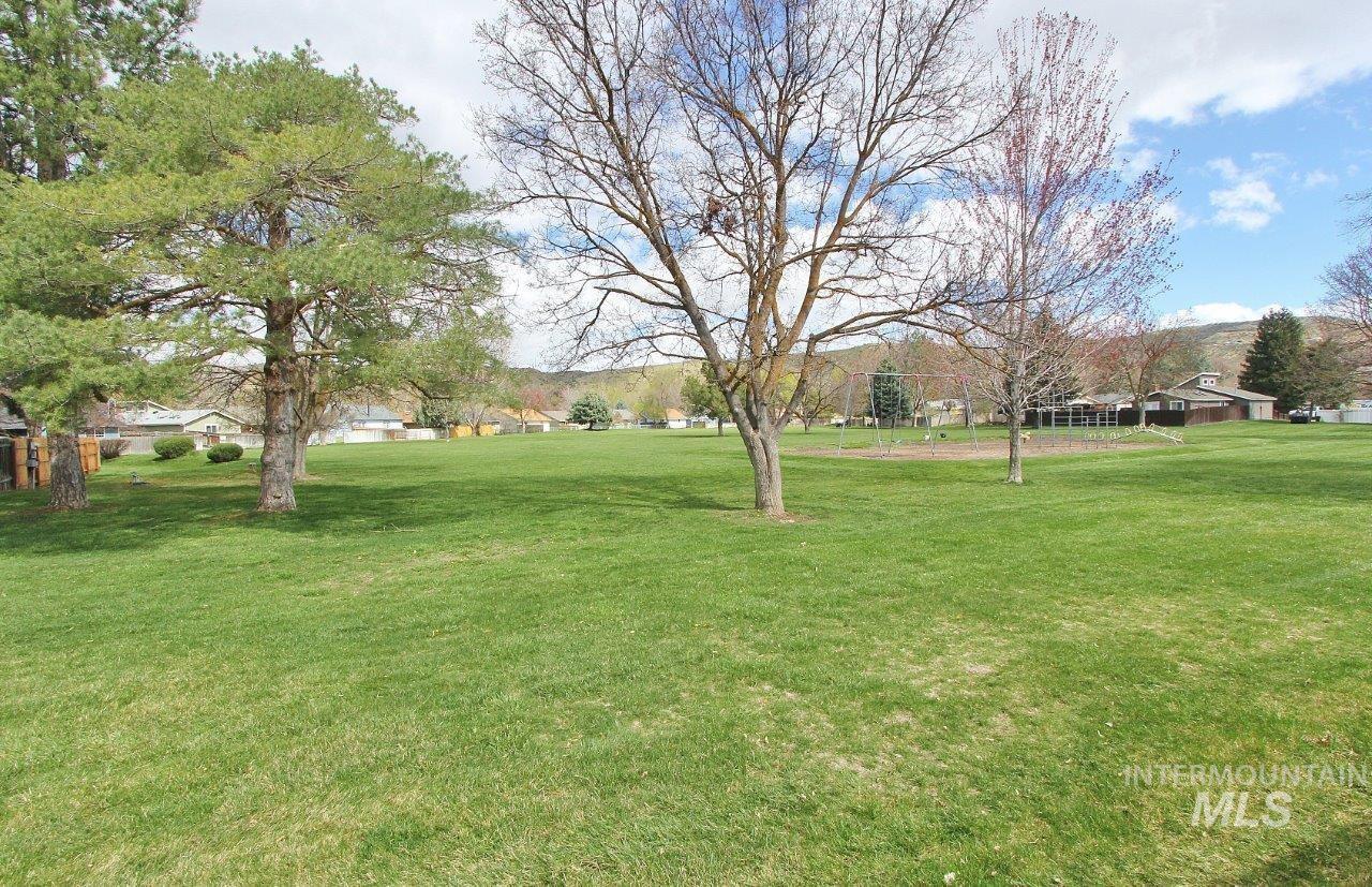 7020 W Gillis Drive Property Photo 22