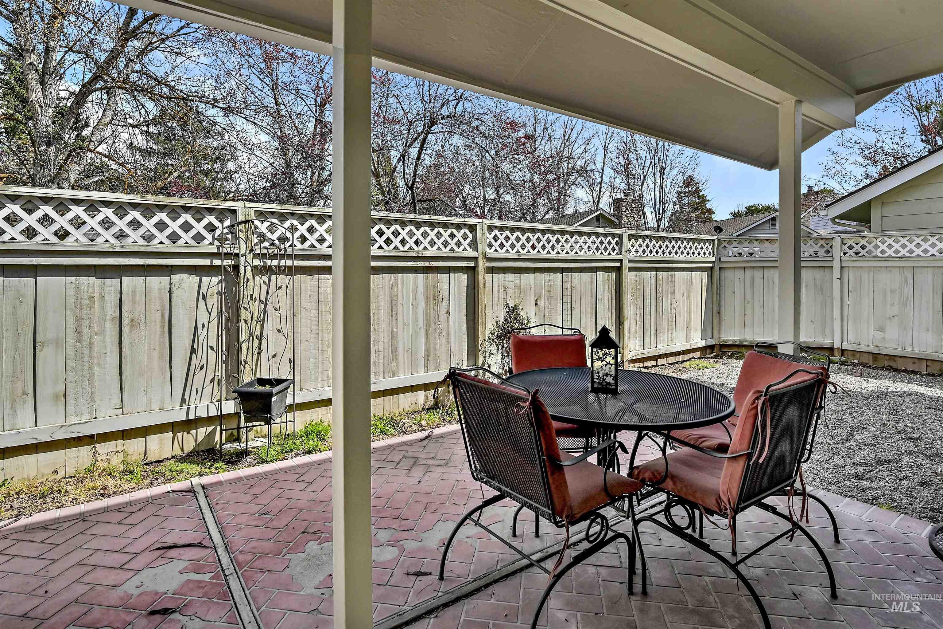 3148 S Woodbrook Pl Property Photo 21