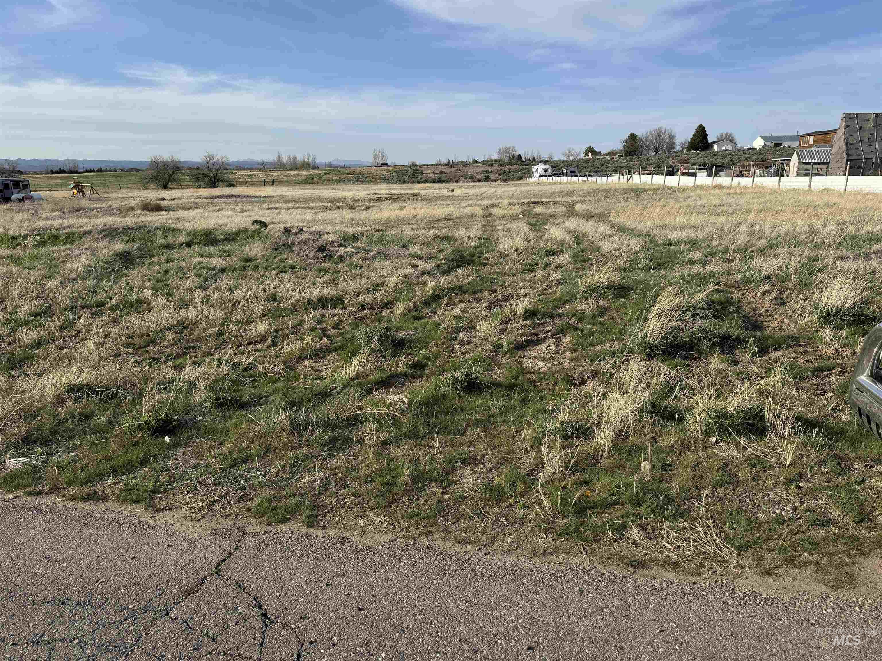 140 Syringa Loop Property Photo 2