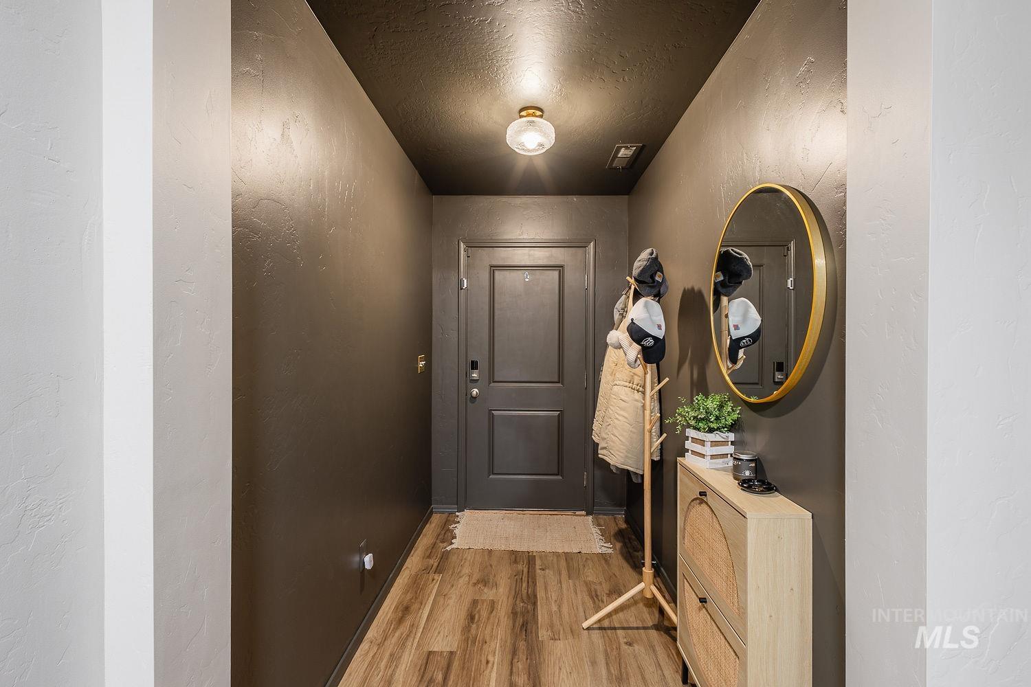 12835 Carkhill St Property Photo 4