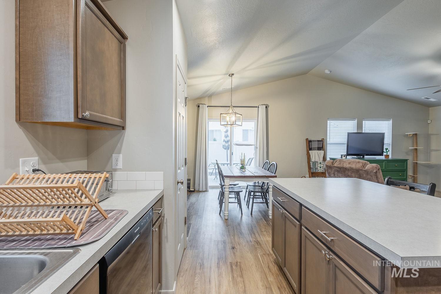 12835 Carkhill St Property Photo 19
