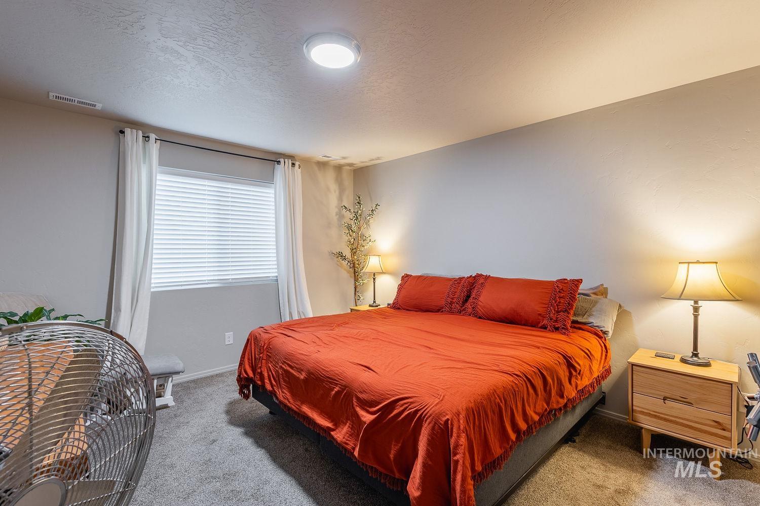 12835 Carkhill St Property Photo 25