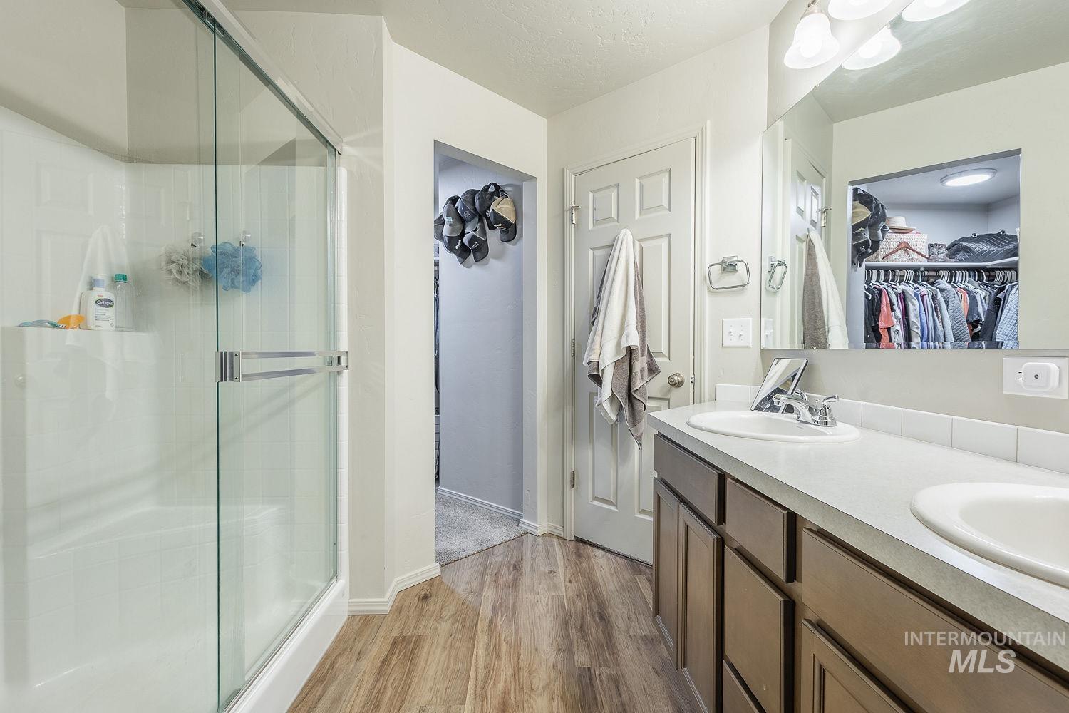 12835 Carkhill St Property Photo 31