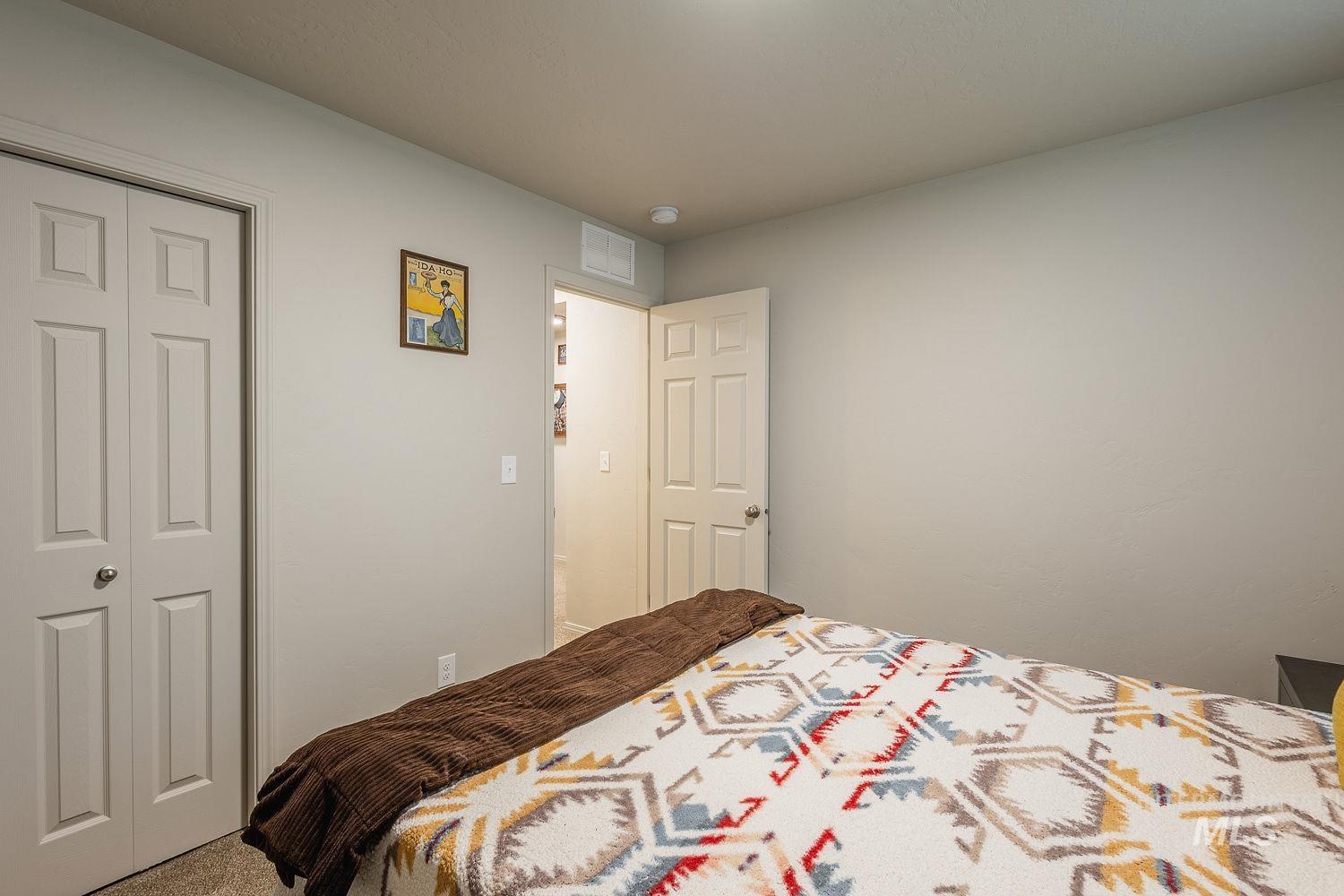 12835 Carkhill St Property Photo 34