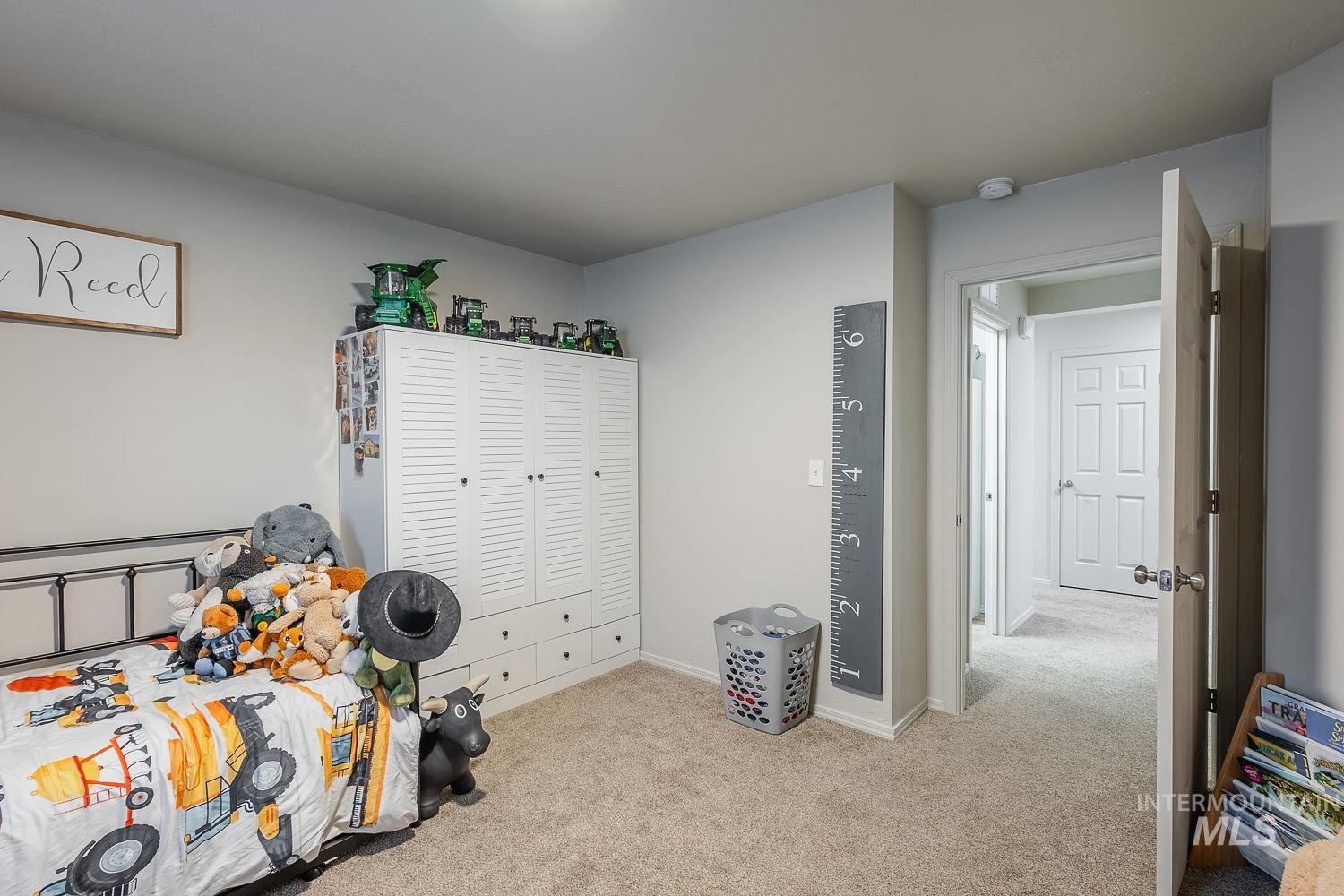 12835 Carkhill St Property Photo 40