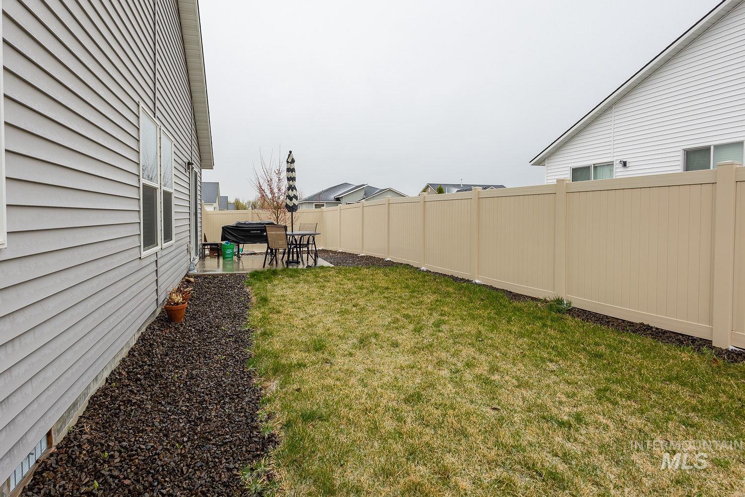12835 Carkhill St Property Photo 43