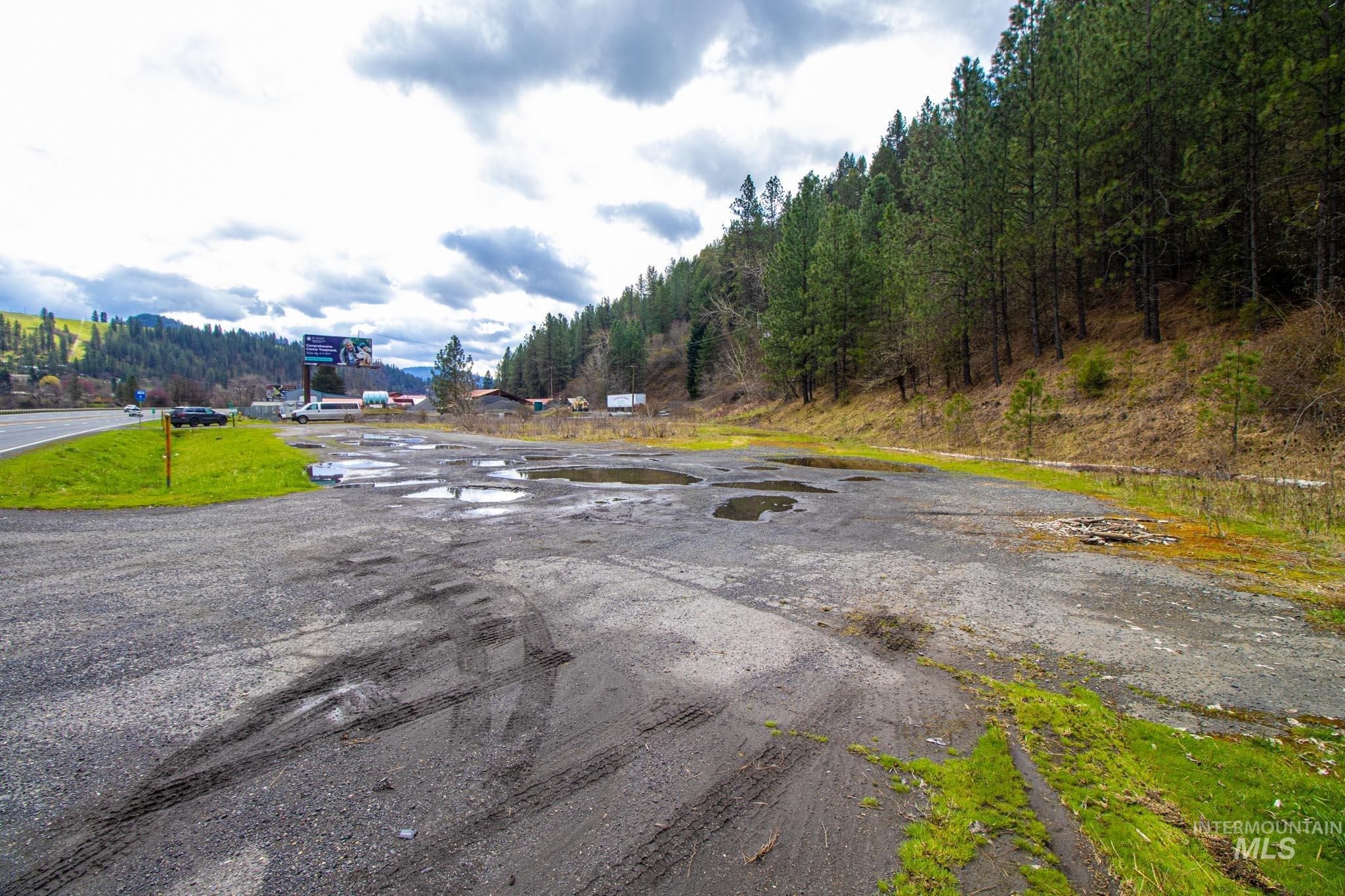 10266 Highway 12 Property Photo