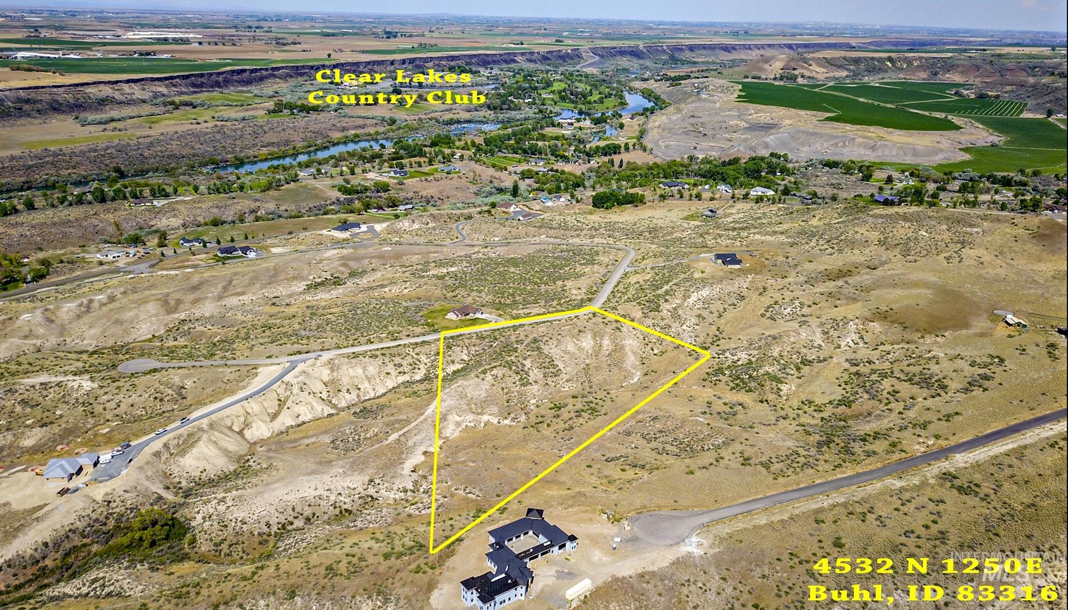 4532 N 1250 E Property Photo 4