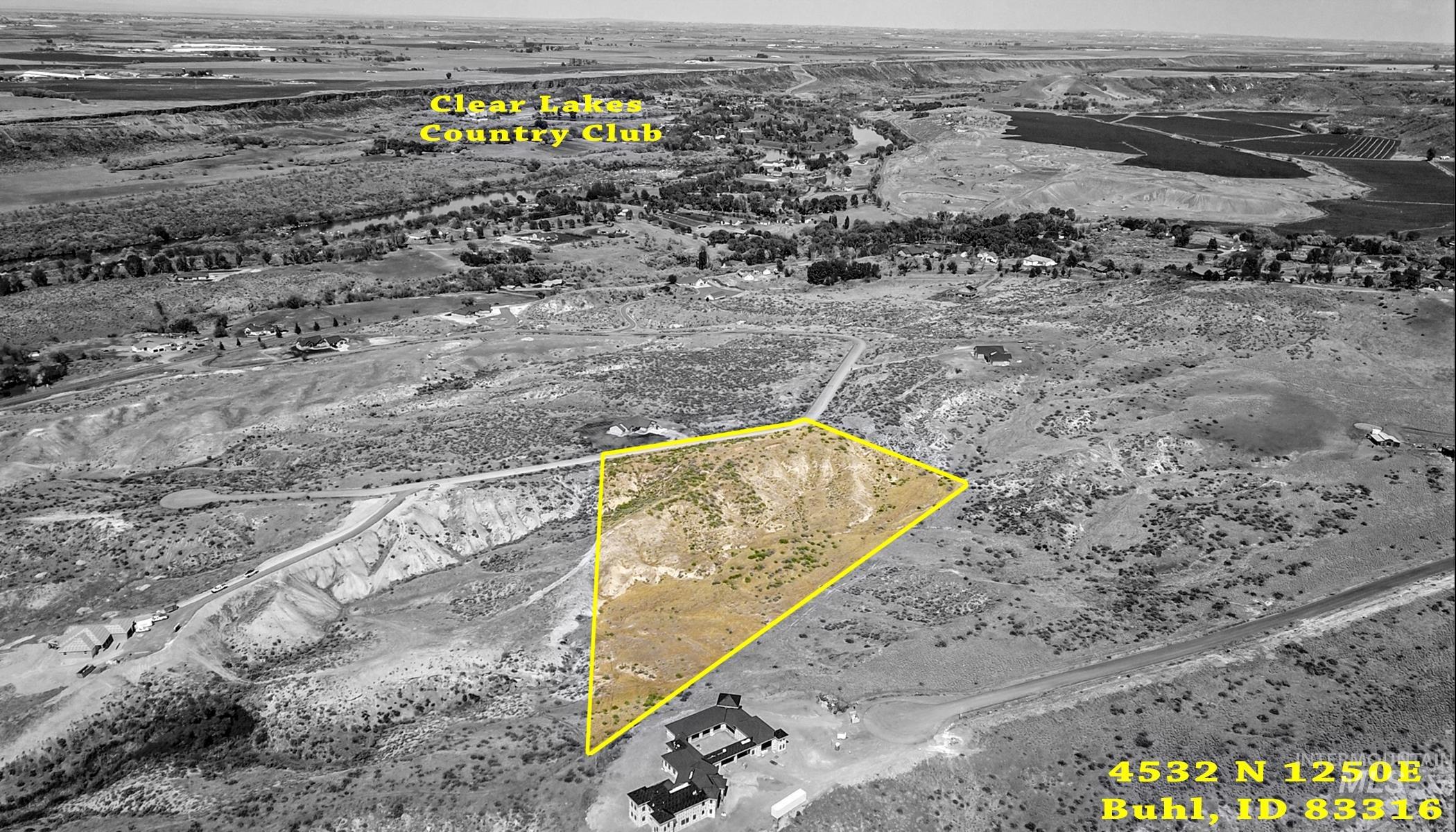 4532 N 1250 E Property Photo 9