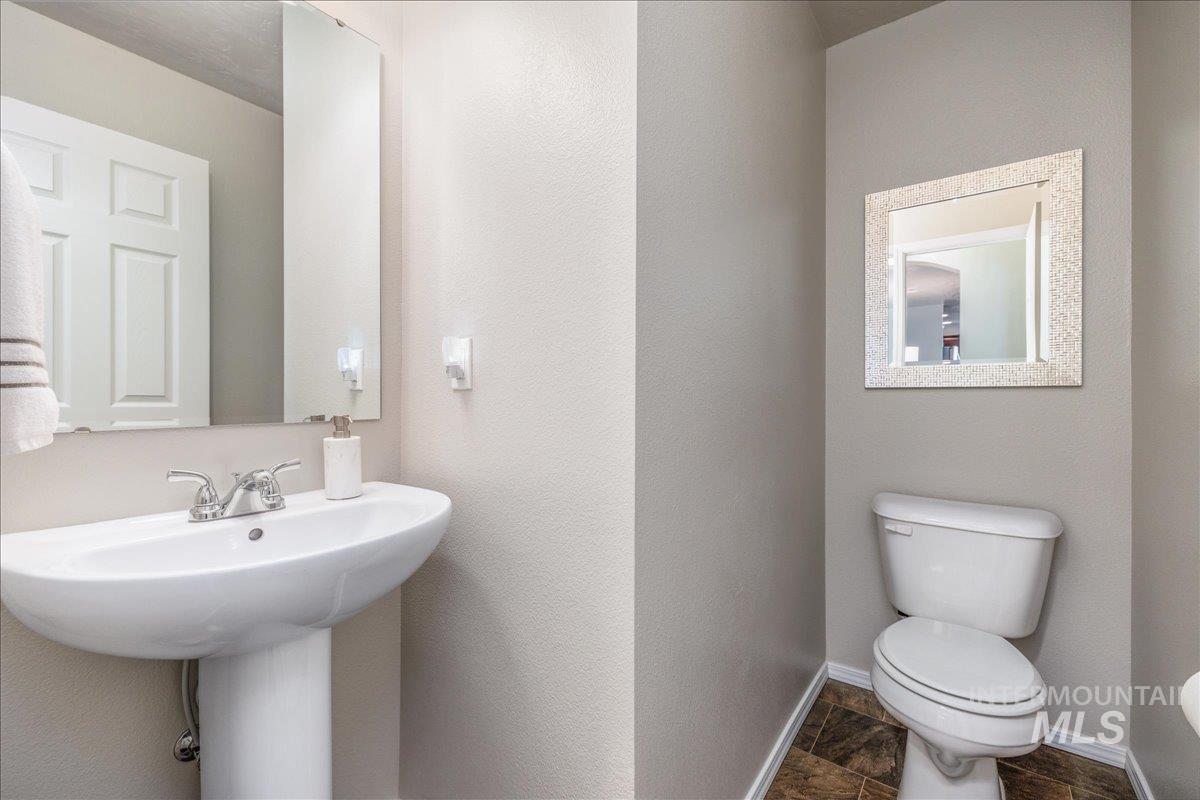 10669 Blue Springs St Property Photo 19