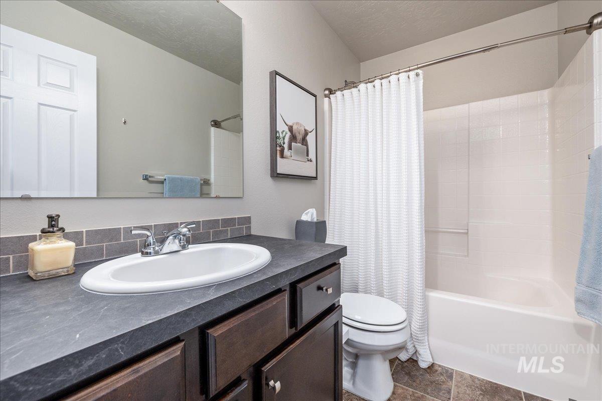 10669 Blue Springs St Property Photo 32
