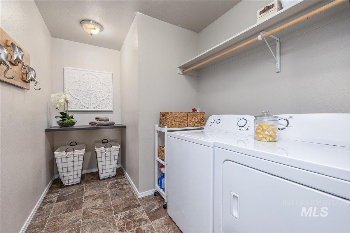 10669 Blue Springs St Property Photo 34