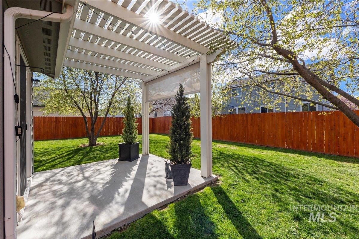 10669 Blue Springs St Property Photo 36