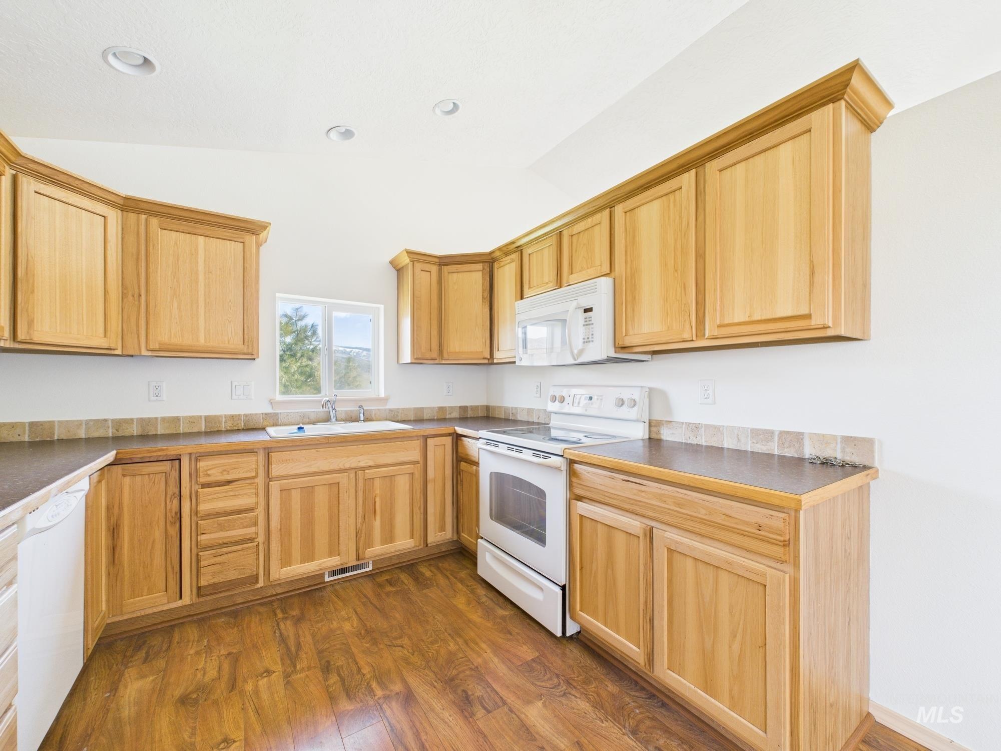 22855 Sweet Ola Hwy Property Photo 6