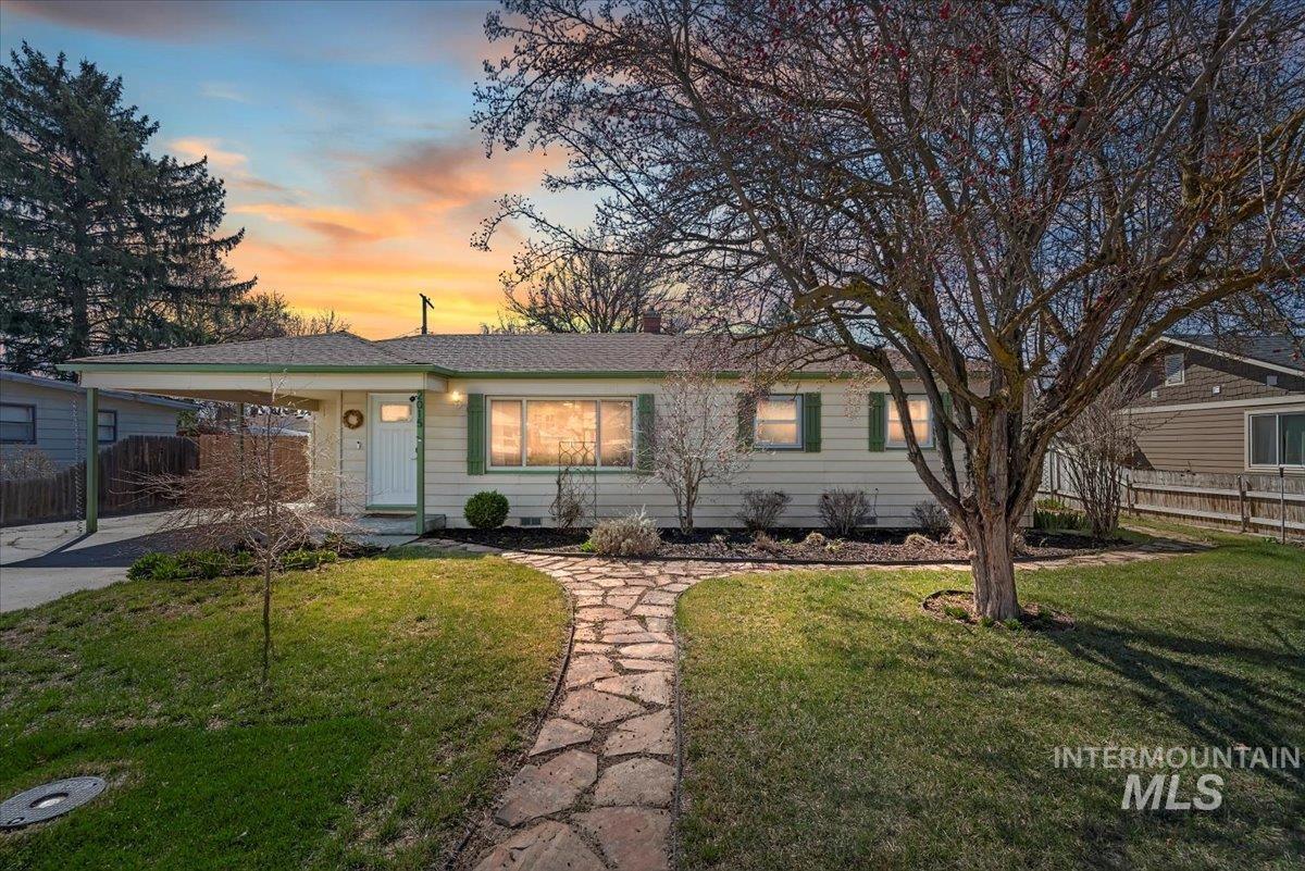 2015 W Spaulding St Property Photo