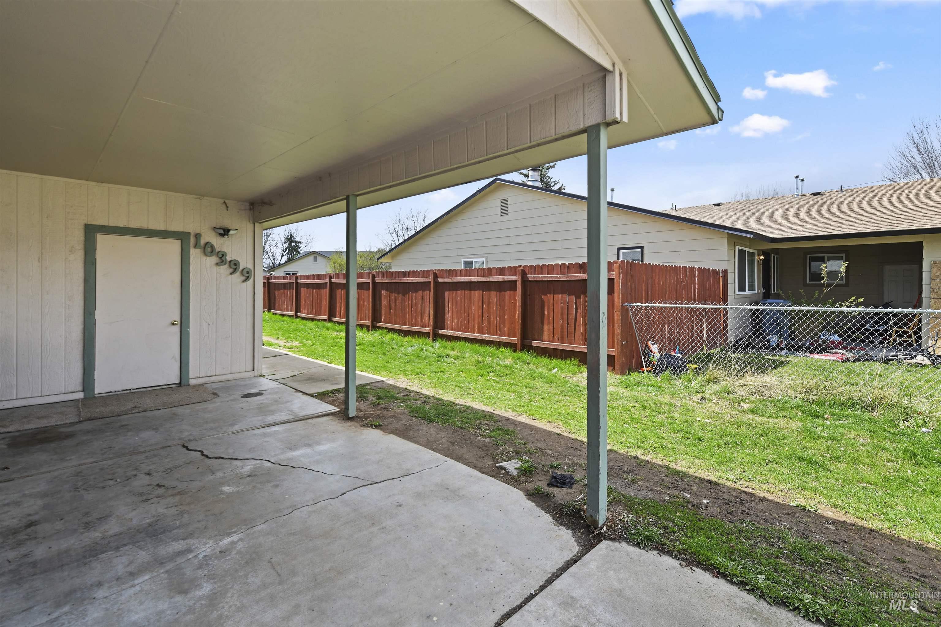 10397 -10399 W. Irving Ct. Property Photo 2