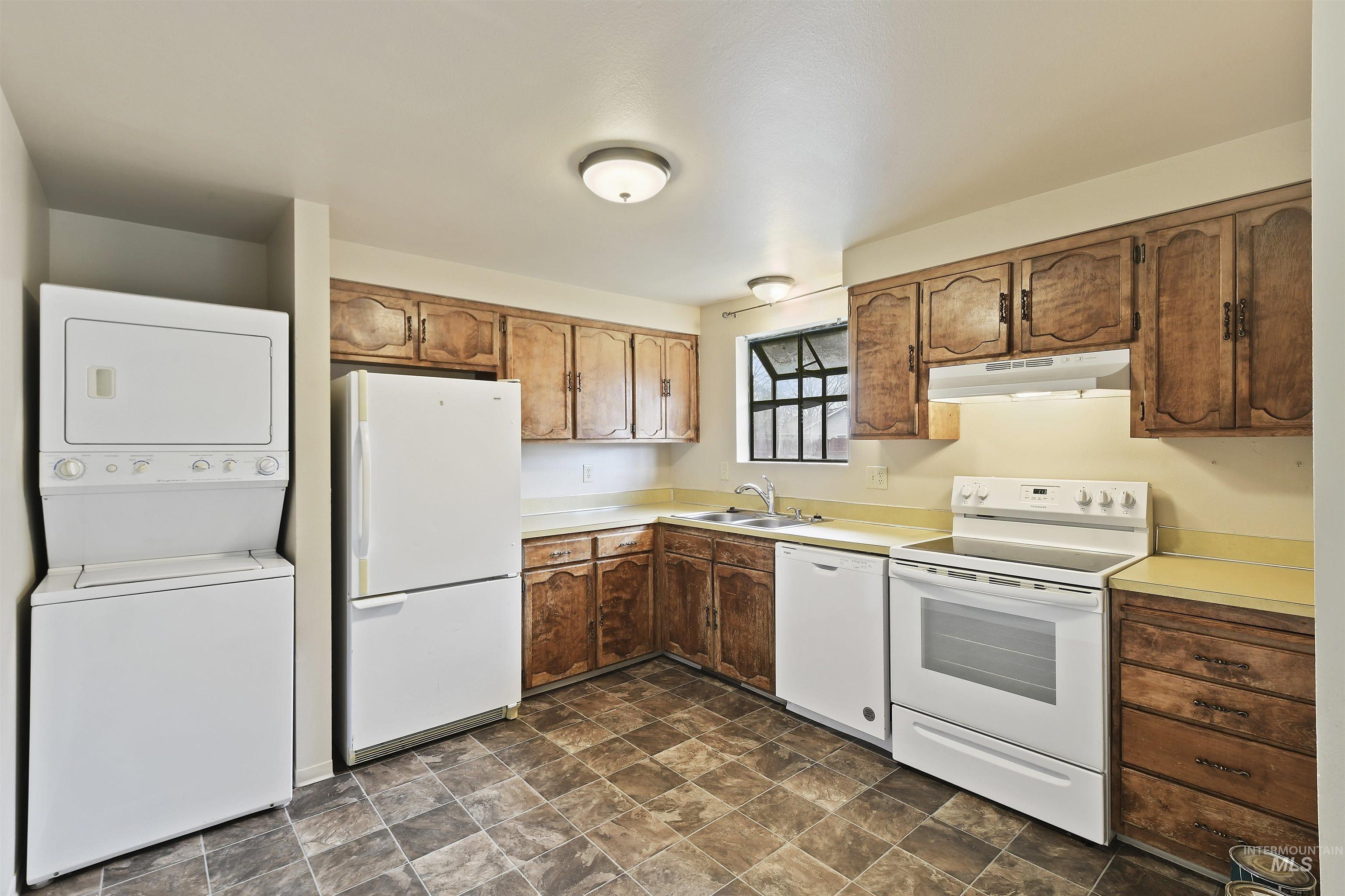 10397 -10399 W. Irving Ct. Property Photo 7